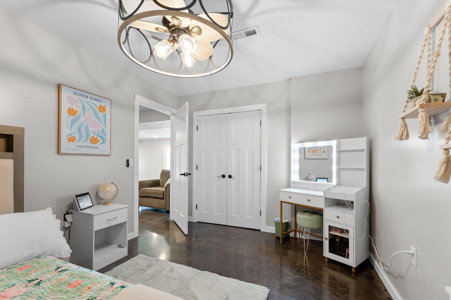 5376-b South 140th Road Property Photo 33