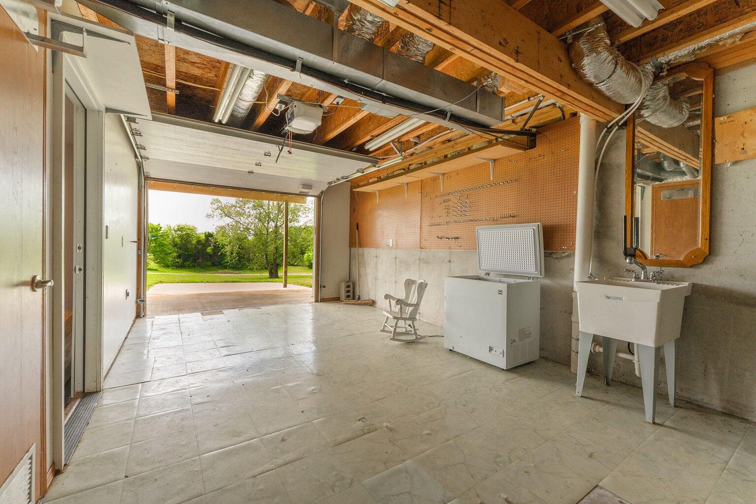 5376-b South 140th Road Property Photo 36