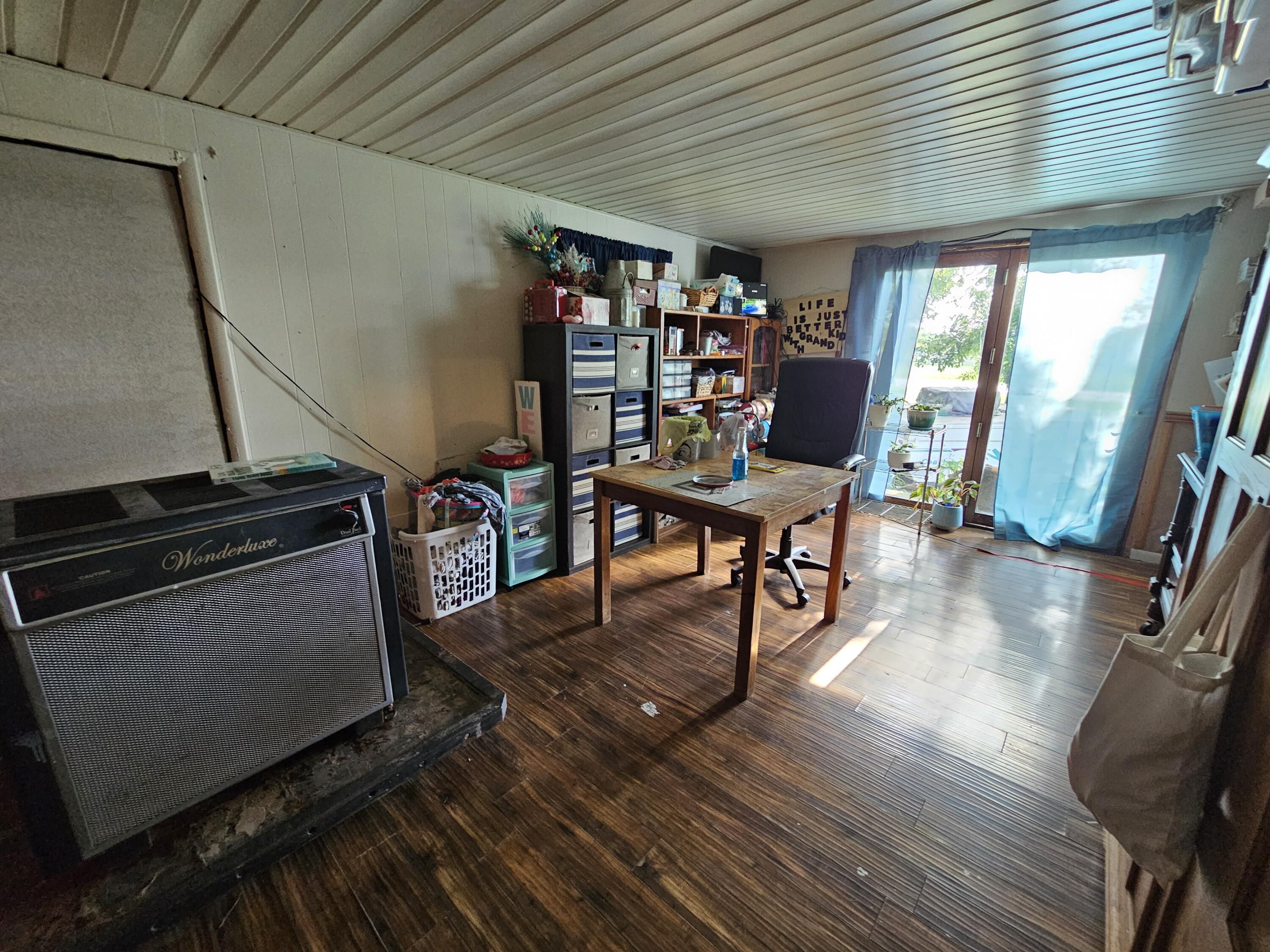 502 South Gilman Avenue Property Photo 11