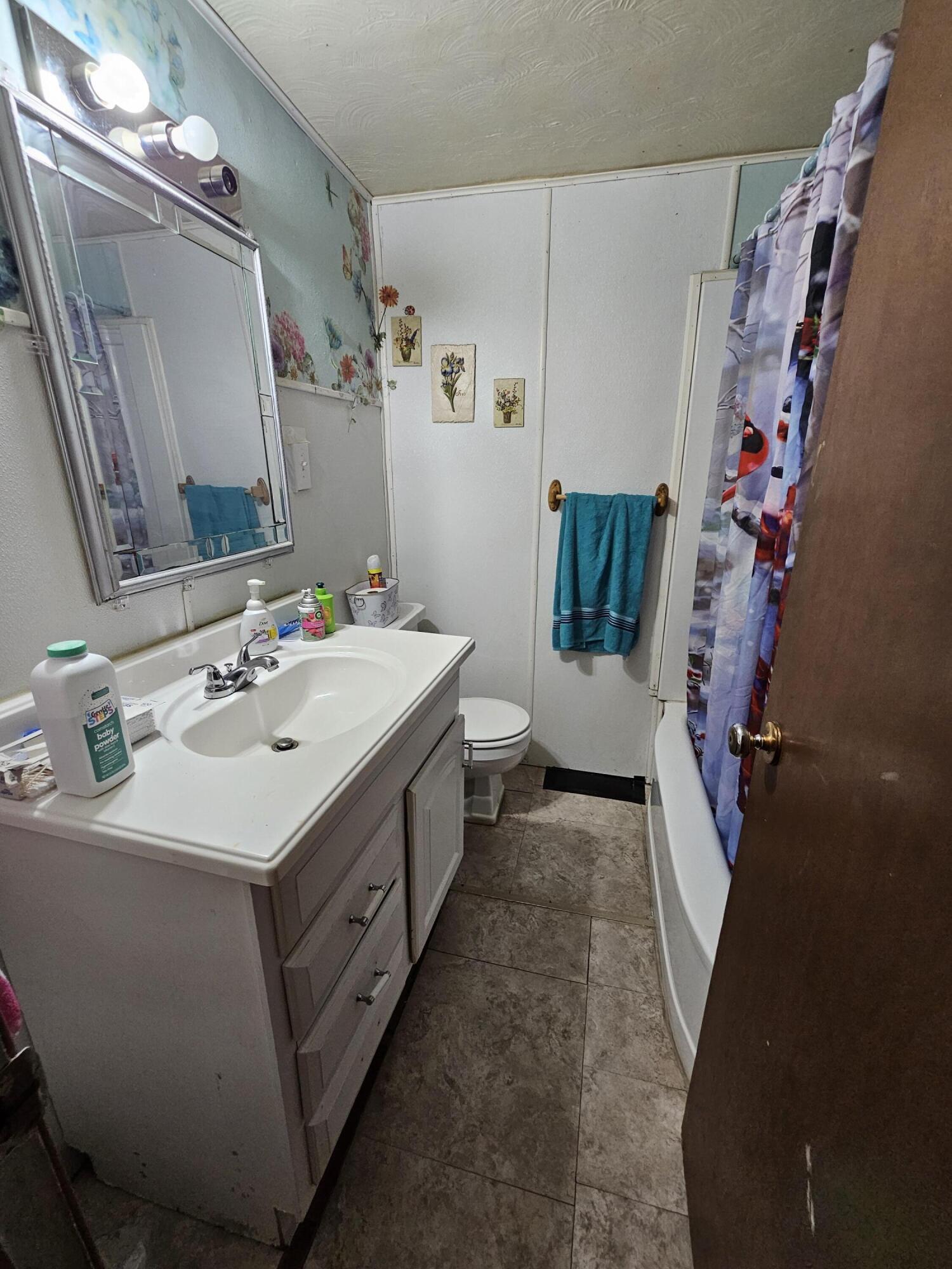 502 South Gilman Avenue Property Photo 12