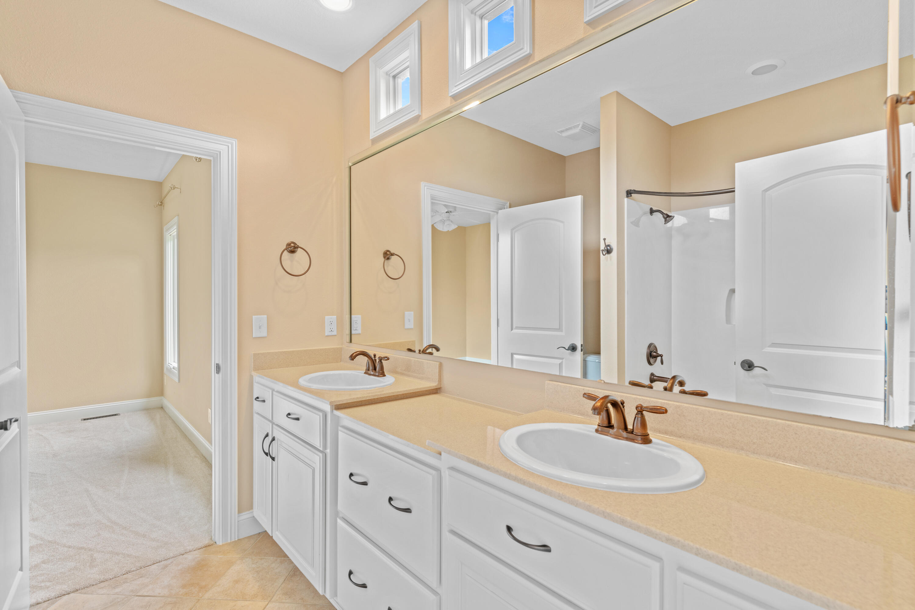 4715 Cobble Creek Drive Property Photo 23