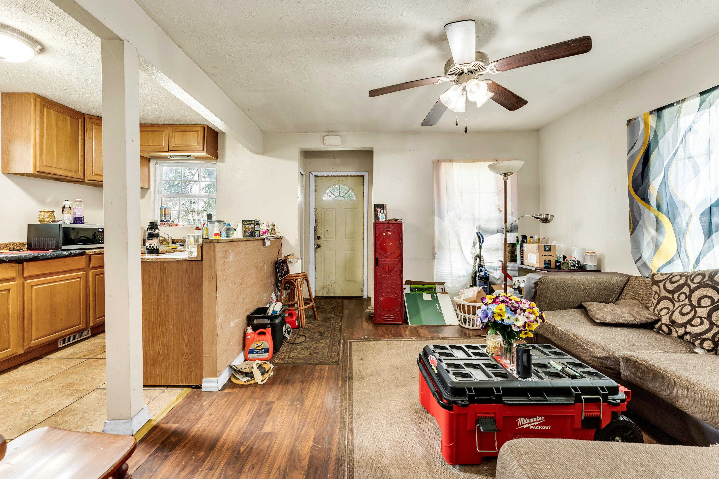 1673 East Chestnut Street Property Photo 7