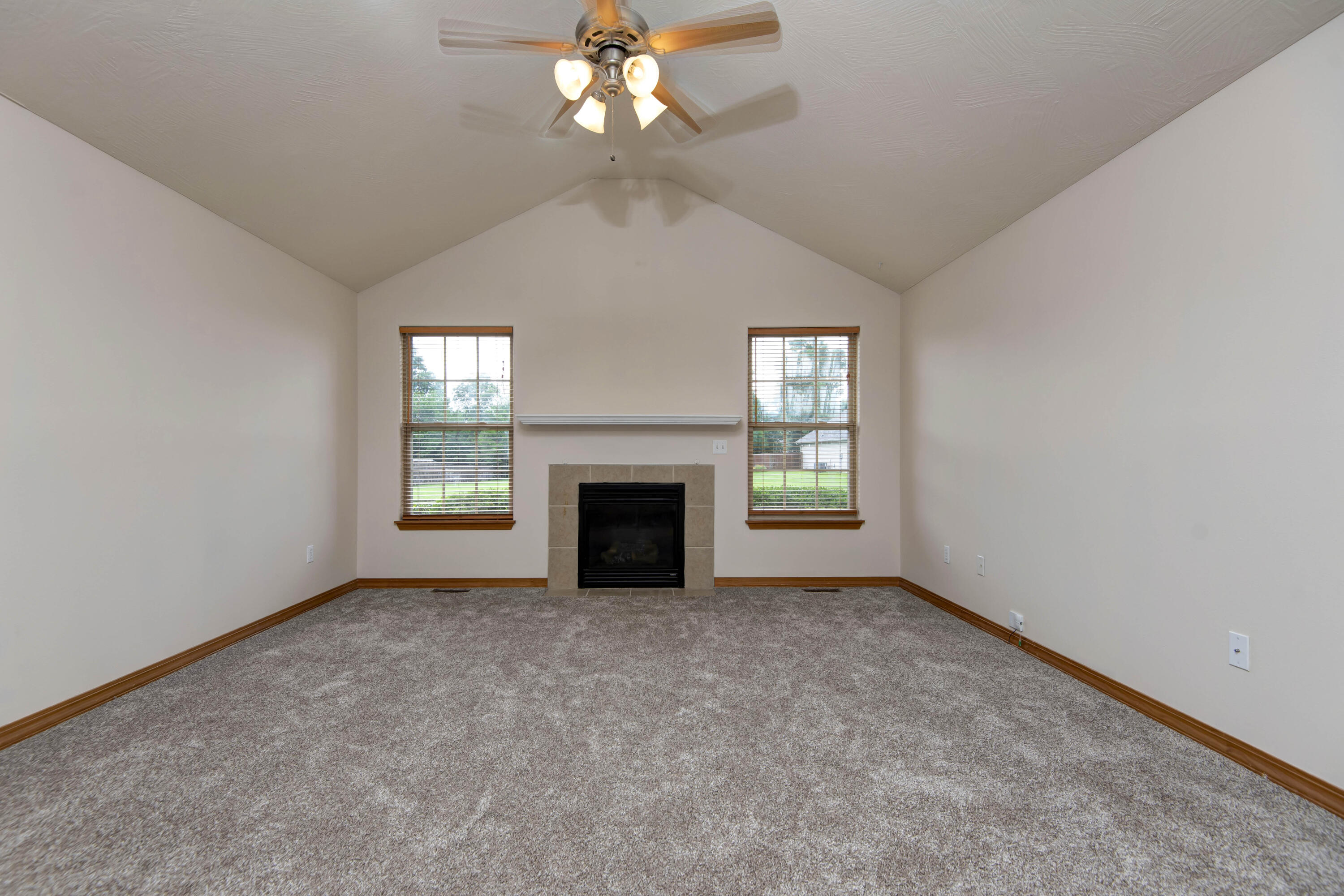 704 North Delaware Avenue Property Photo 2