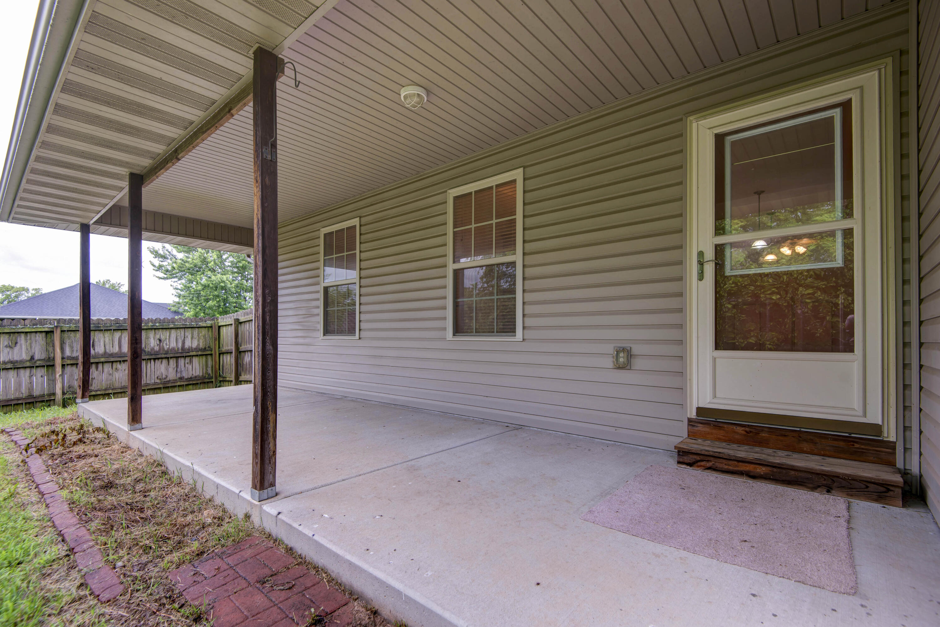 704 North Delaware Avenue Property Photo 23