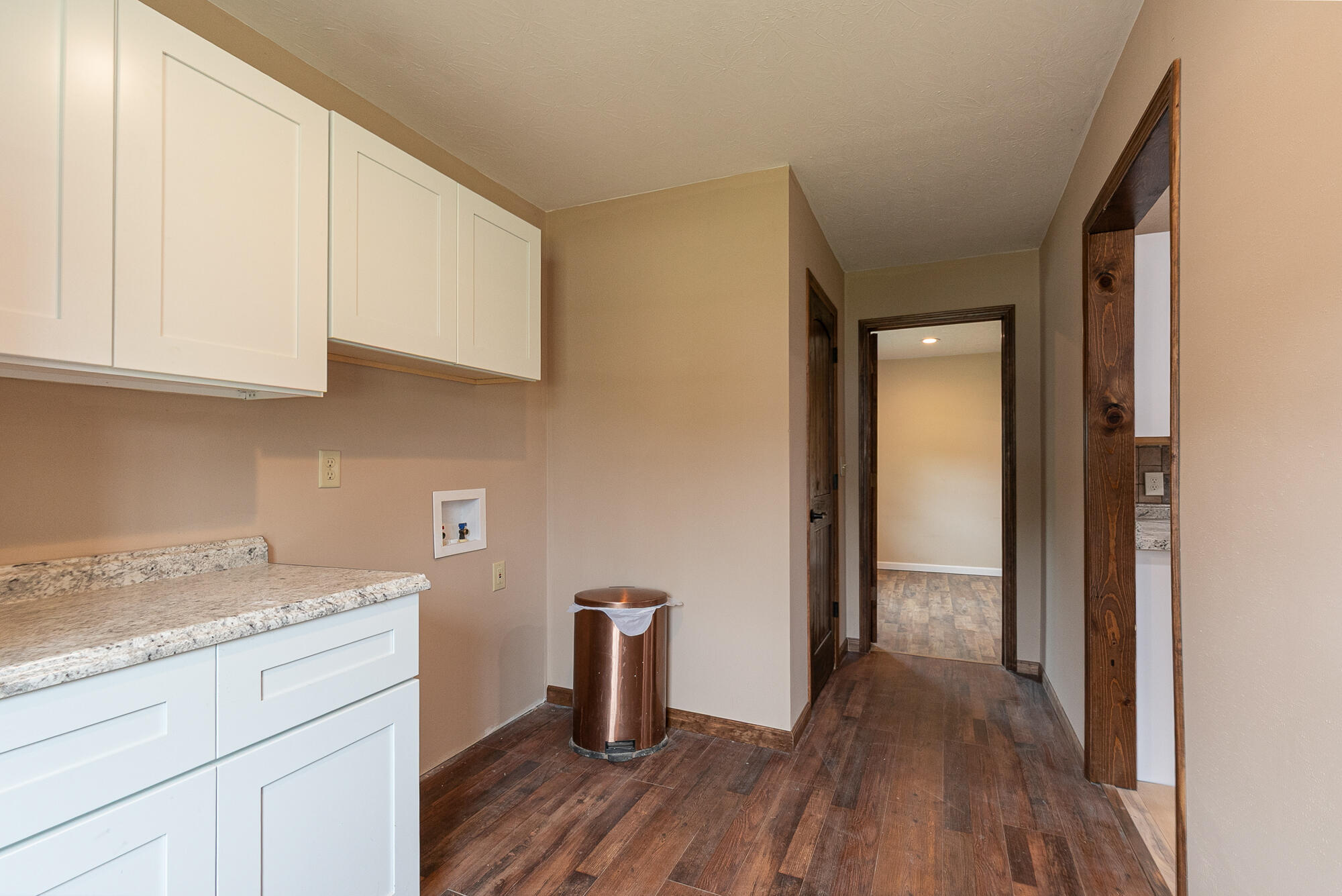 311 College Street Property Photo 22
