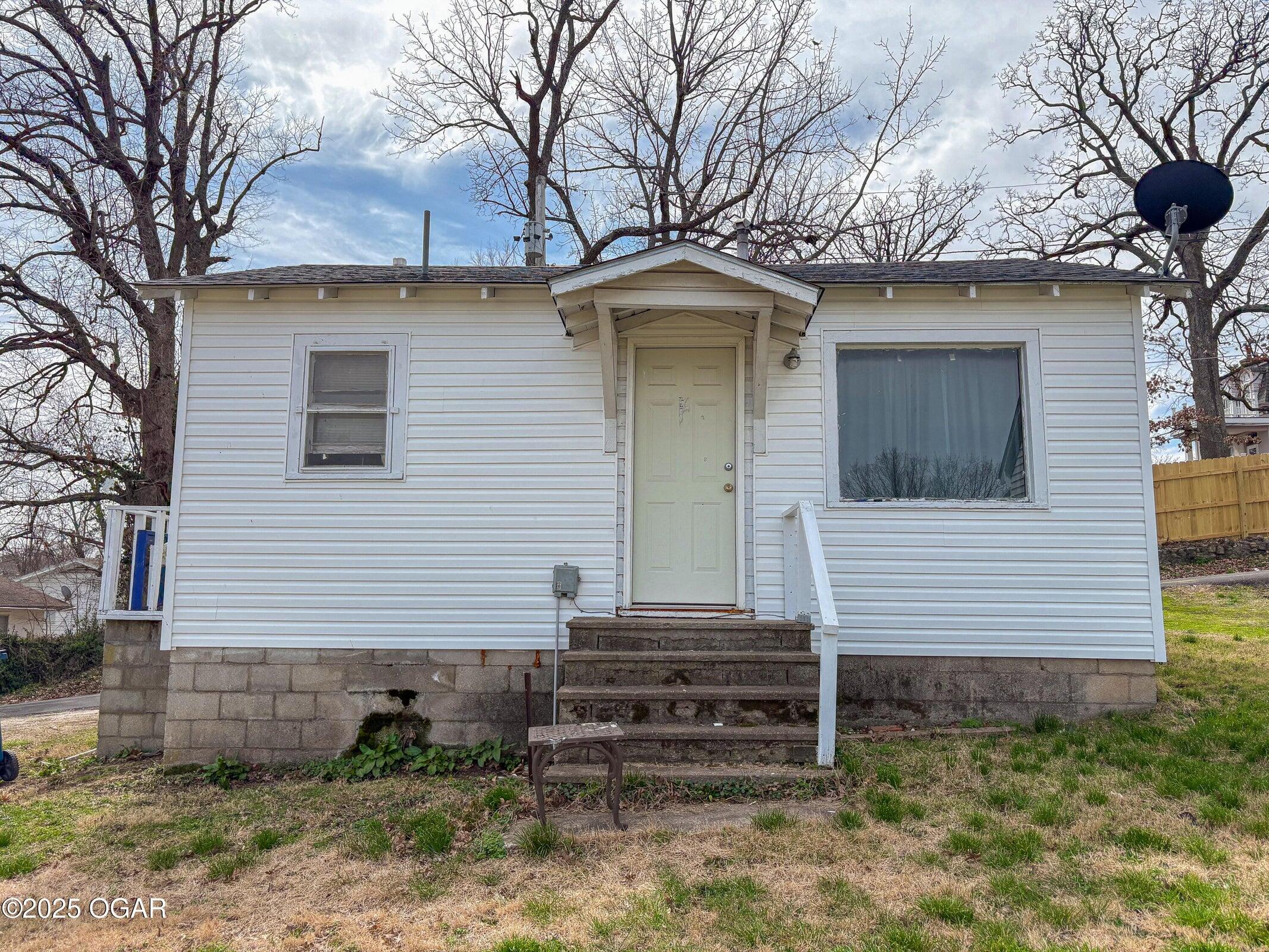 317 West Brook Street Property Photo 1