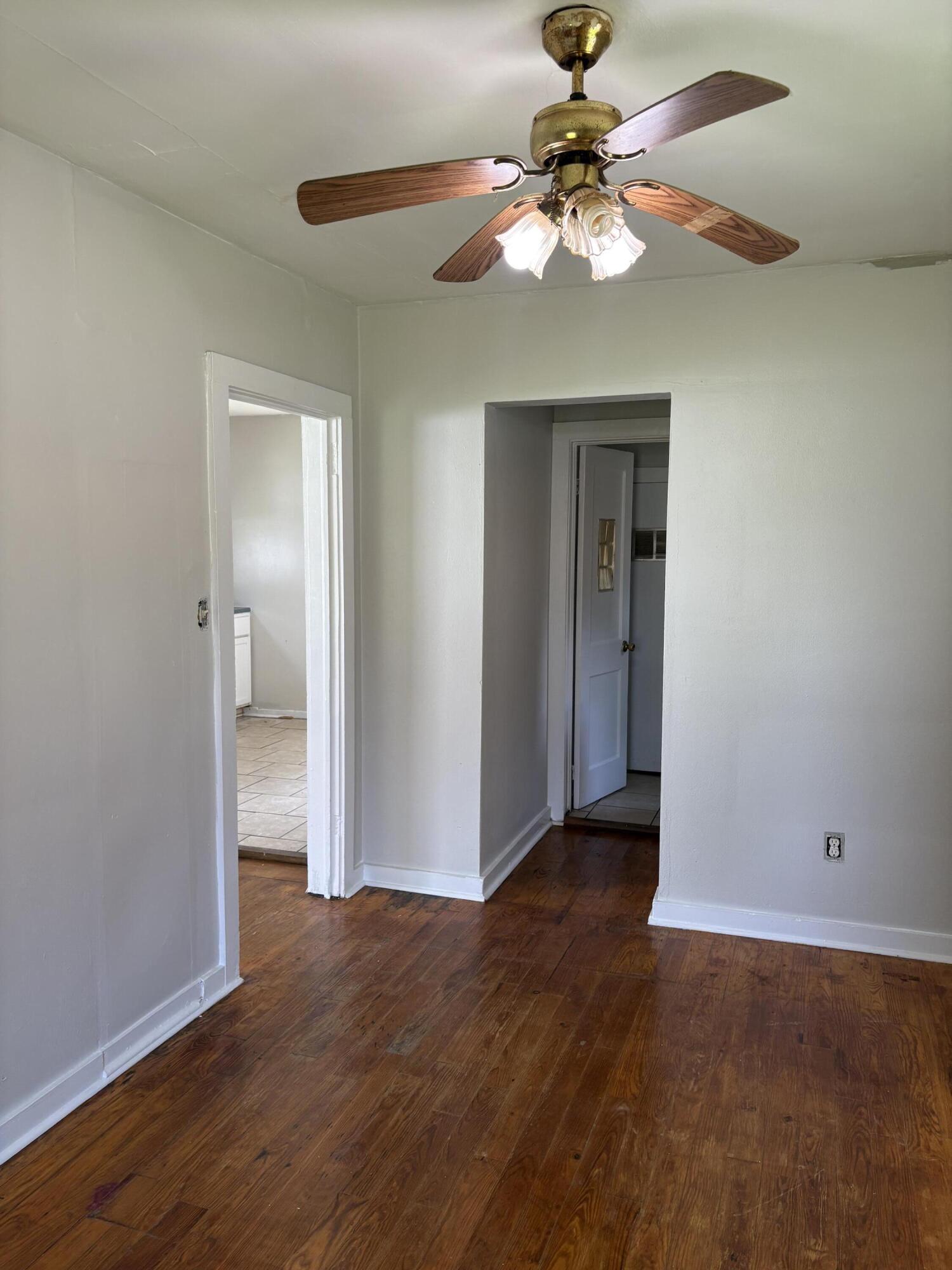 317 West Brook Street Property Photo 14