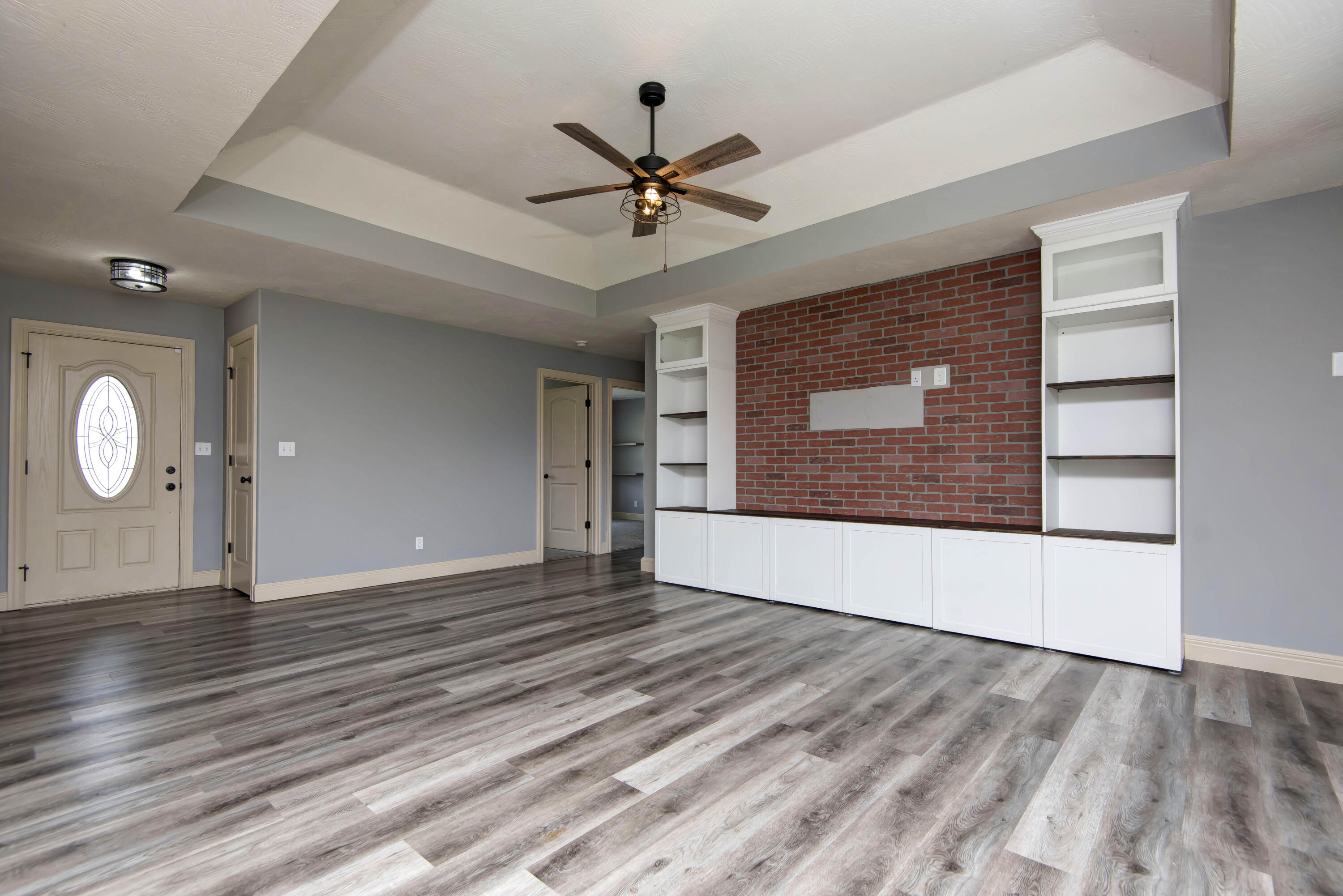 4528 Somerset Drive Property Photo 7