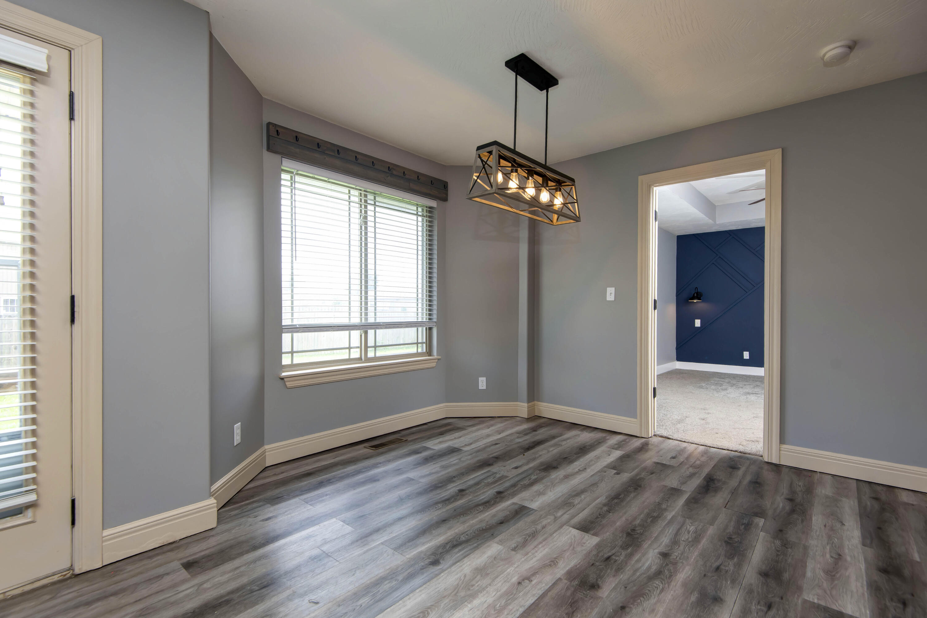 4528 Somerset Drive Property Photo 13