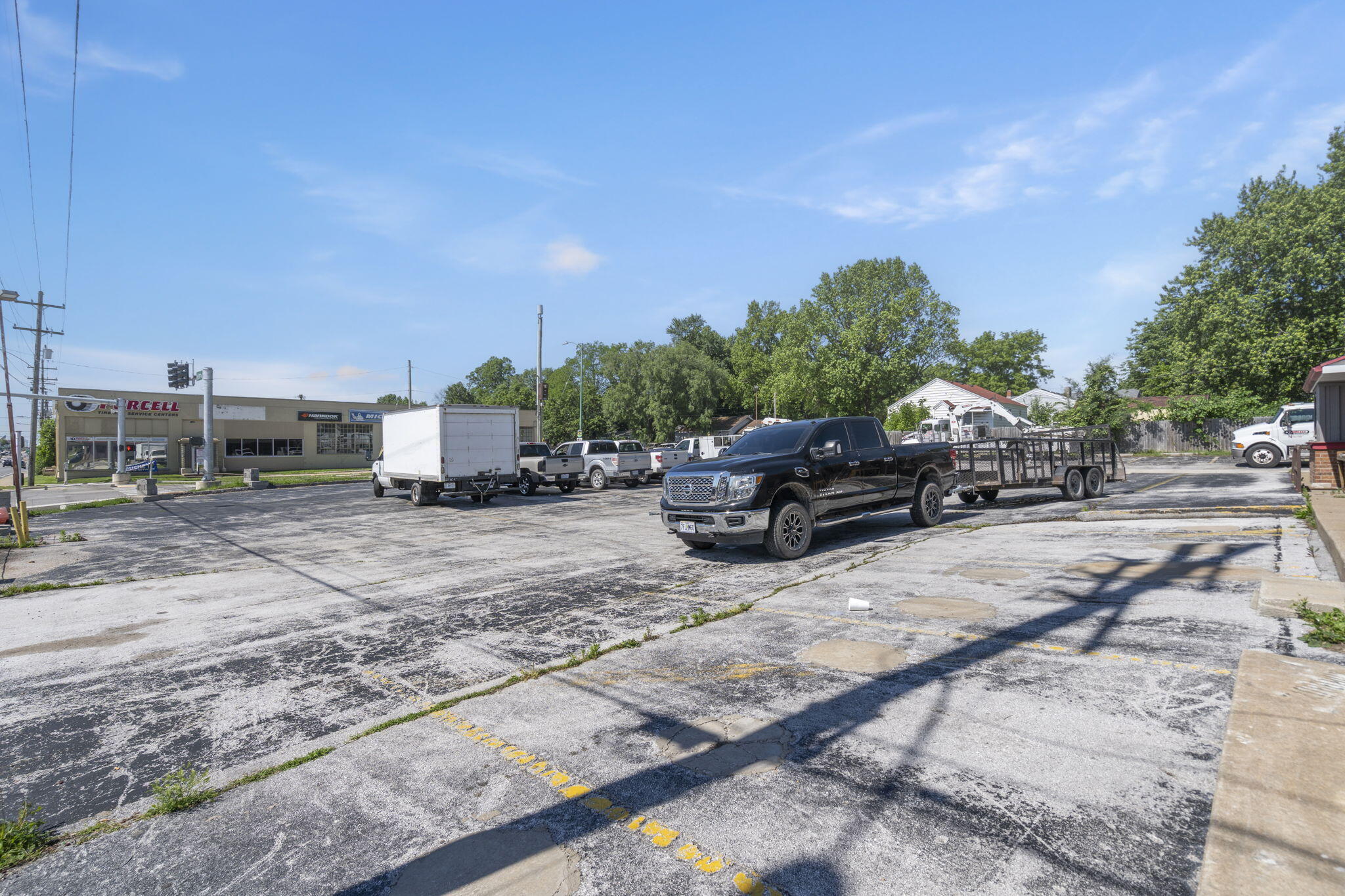 1815 North Glenstone Avenue Property Photo 8