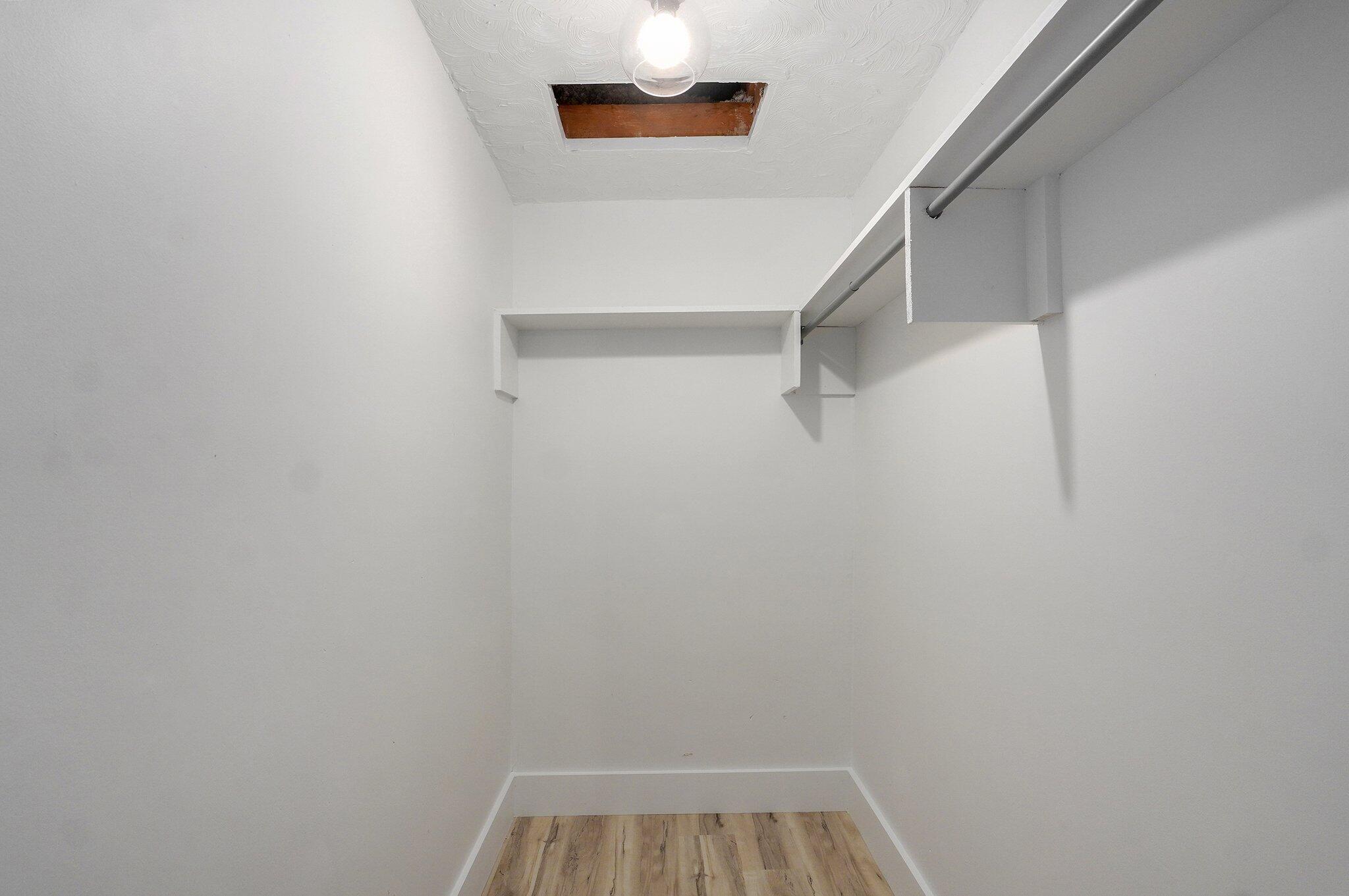 801 West Della Street Property Photo 17