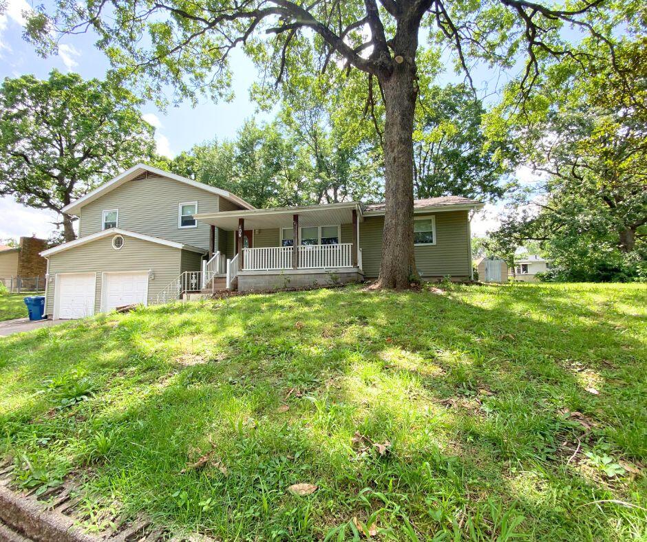 106 Cooley Drive Property Photo 1