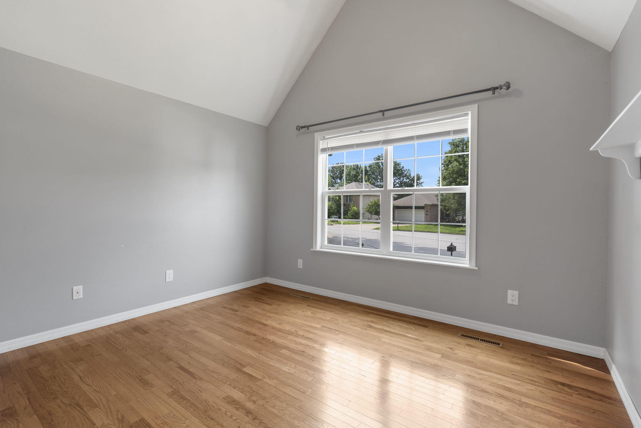 2065 West Buena Vista Street Property Photo 17