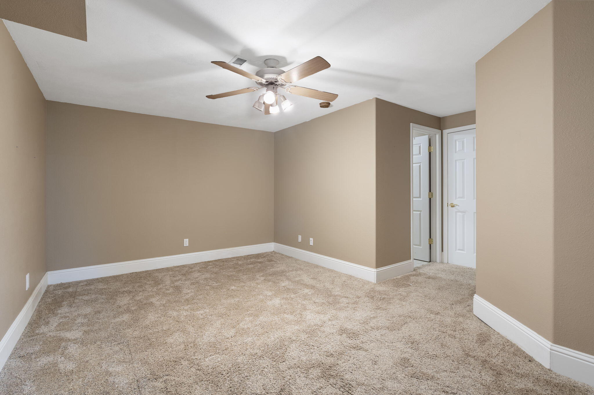 2065 West Buena Vista Street Property Photo 42