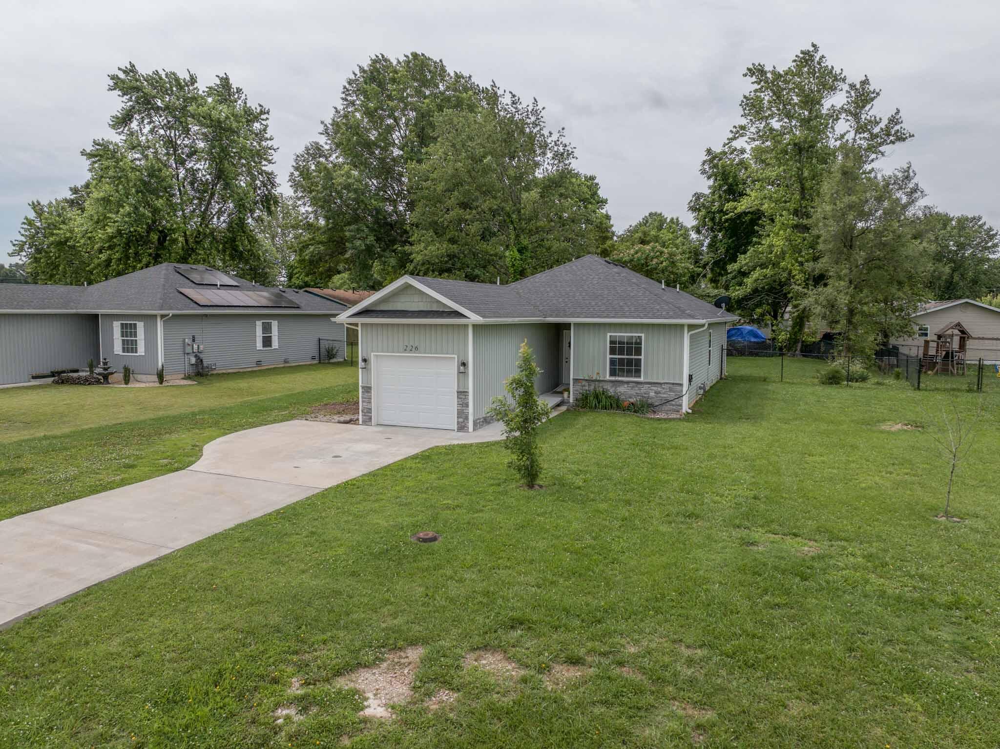 226 West Mount Vernon Road Property Photo 4
