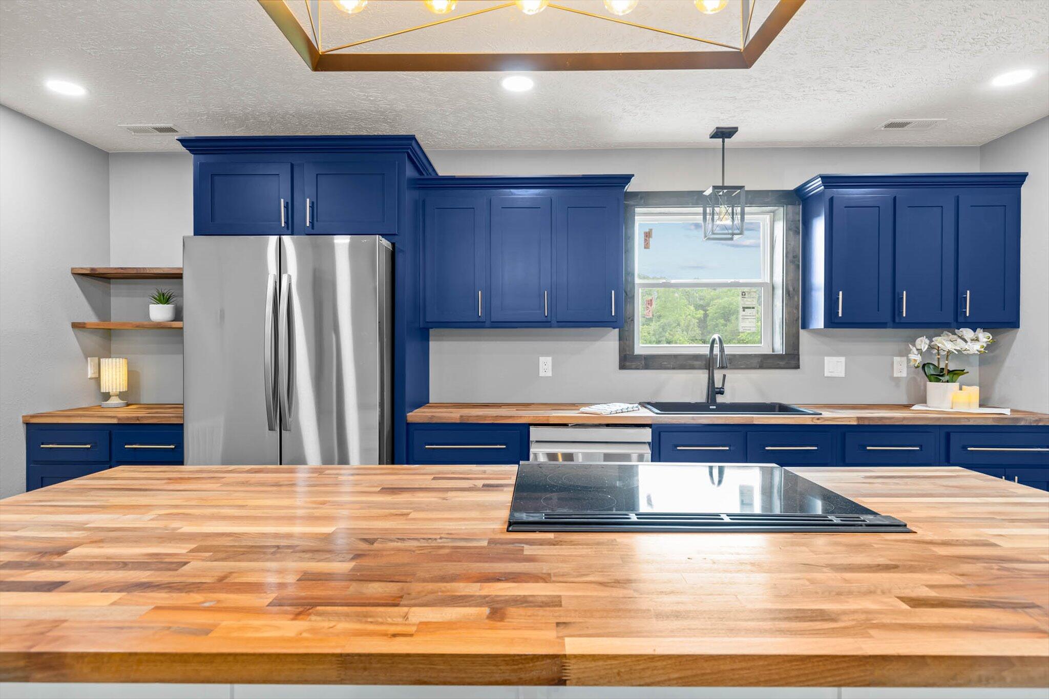 1852 Highway B Property Photo 12