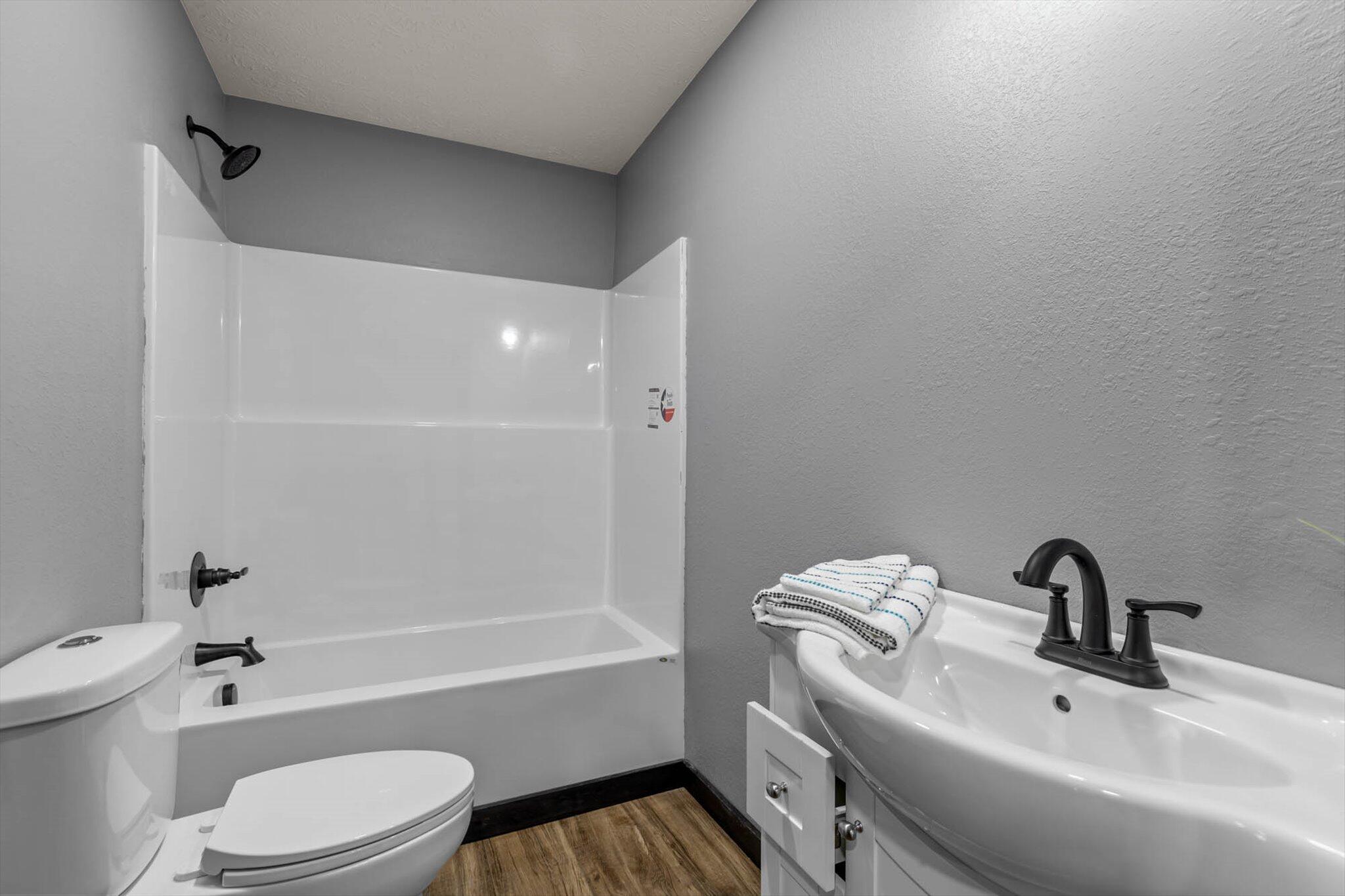 1852 Highway B Property Photo 22