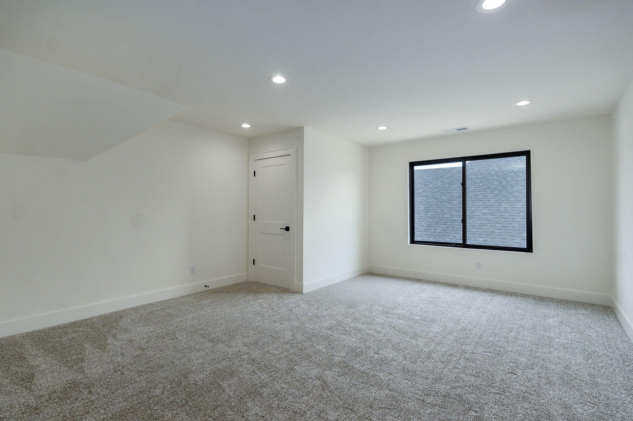2148 North Silver Charm Avenue Property Photo 35