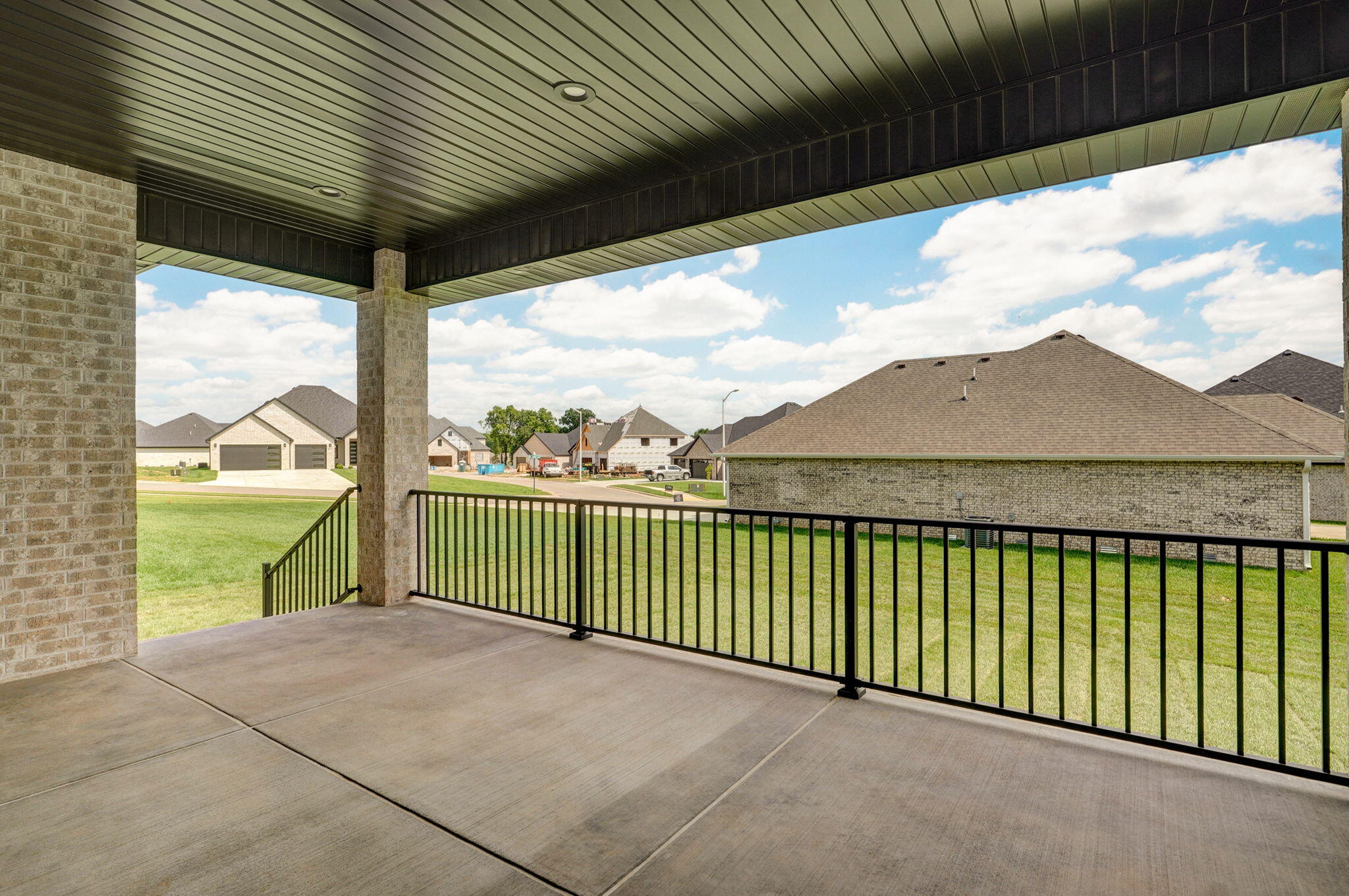 2148 North Silver Charm Avenue Property Photo 39