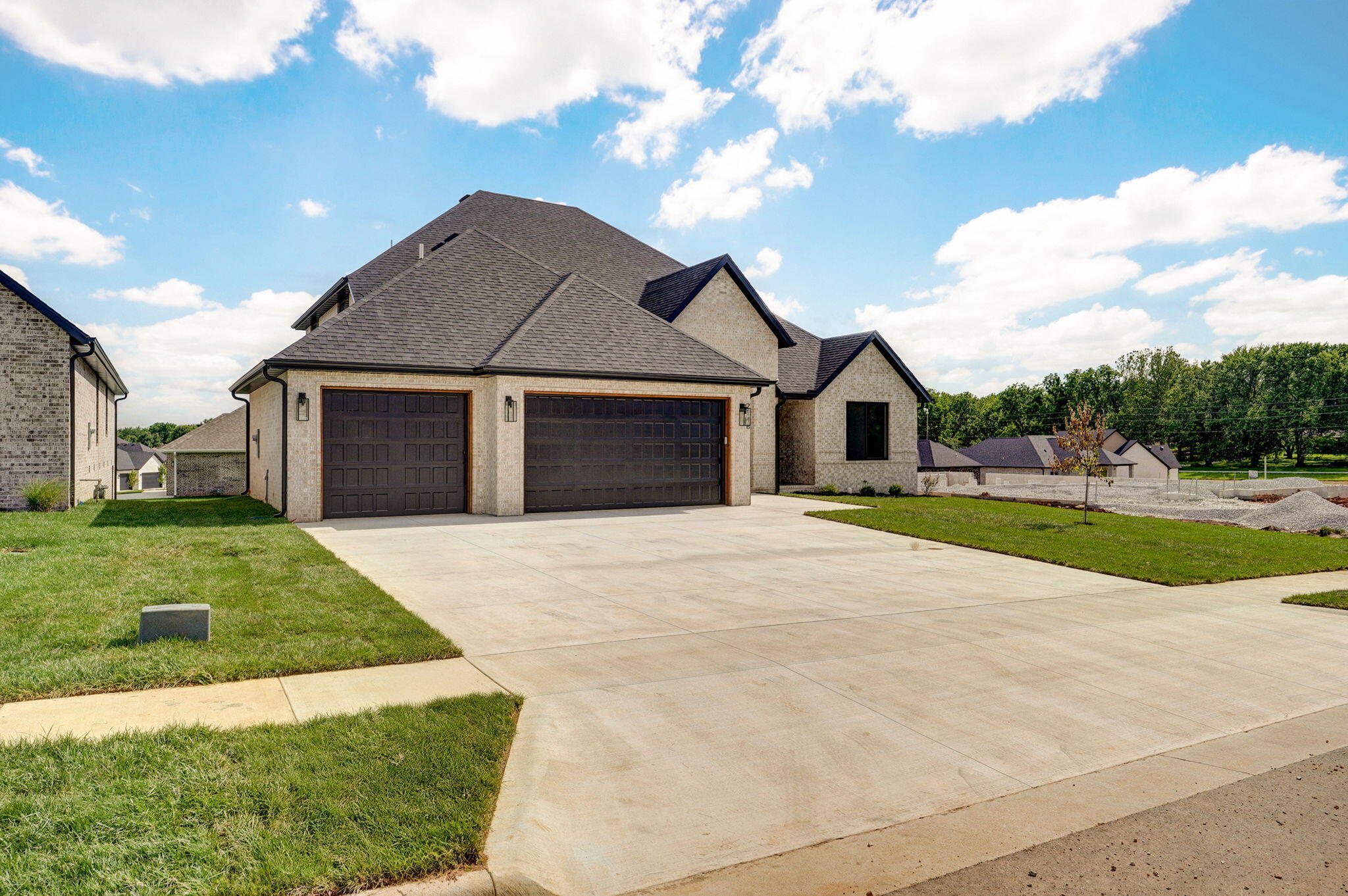 2148 North Silver Charm Avenue Property Photo 43
