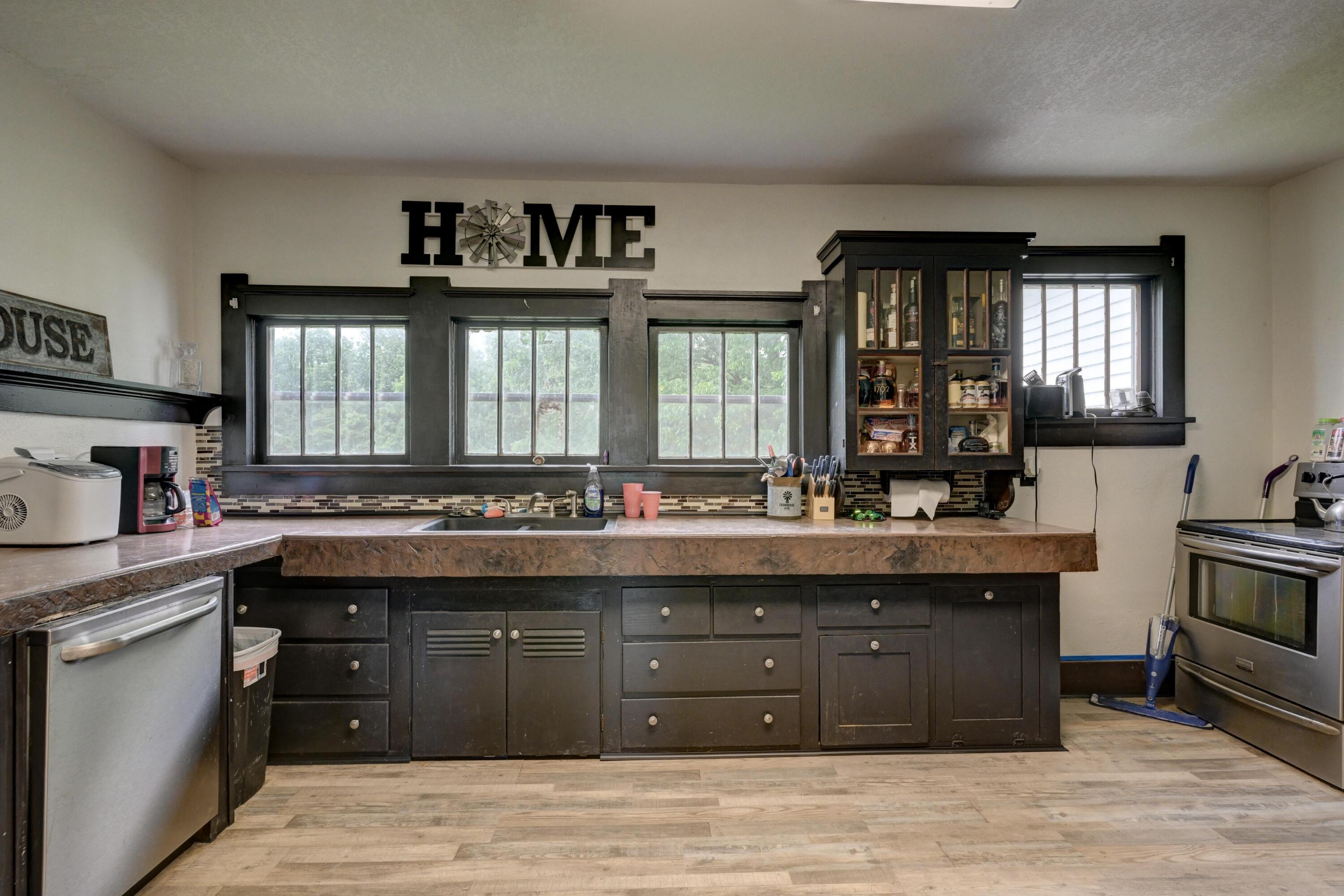 7614 Apple Road Property Photo 18