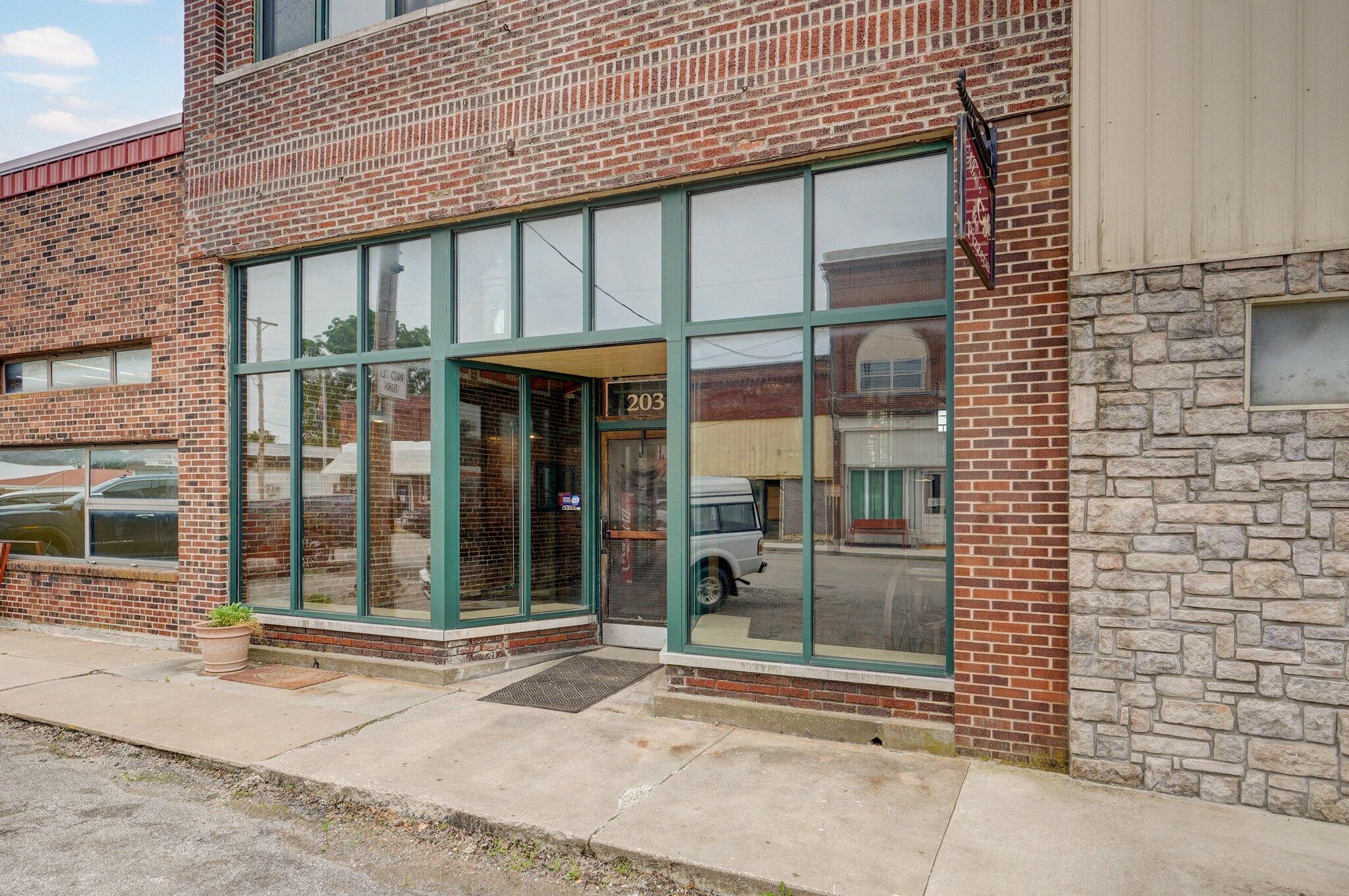 203 East Main Street Property Photo 27