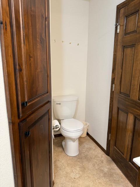 2604 Country Drive Property Photo 14