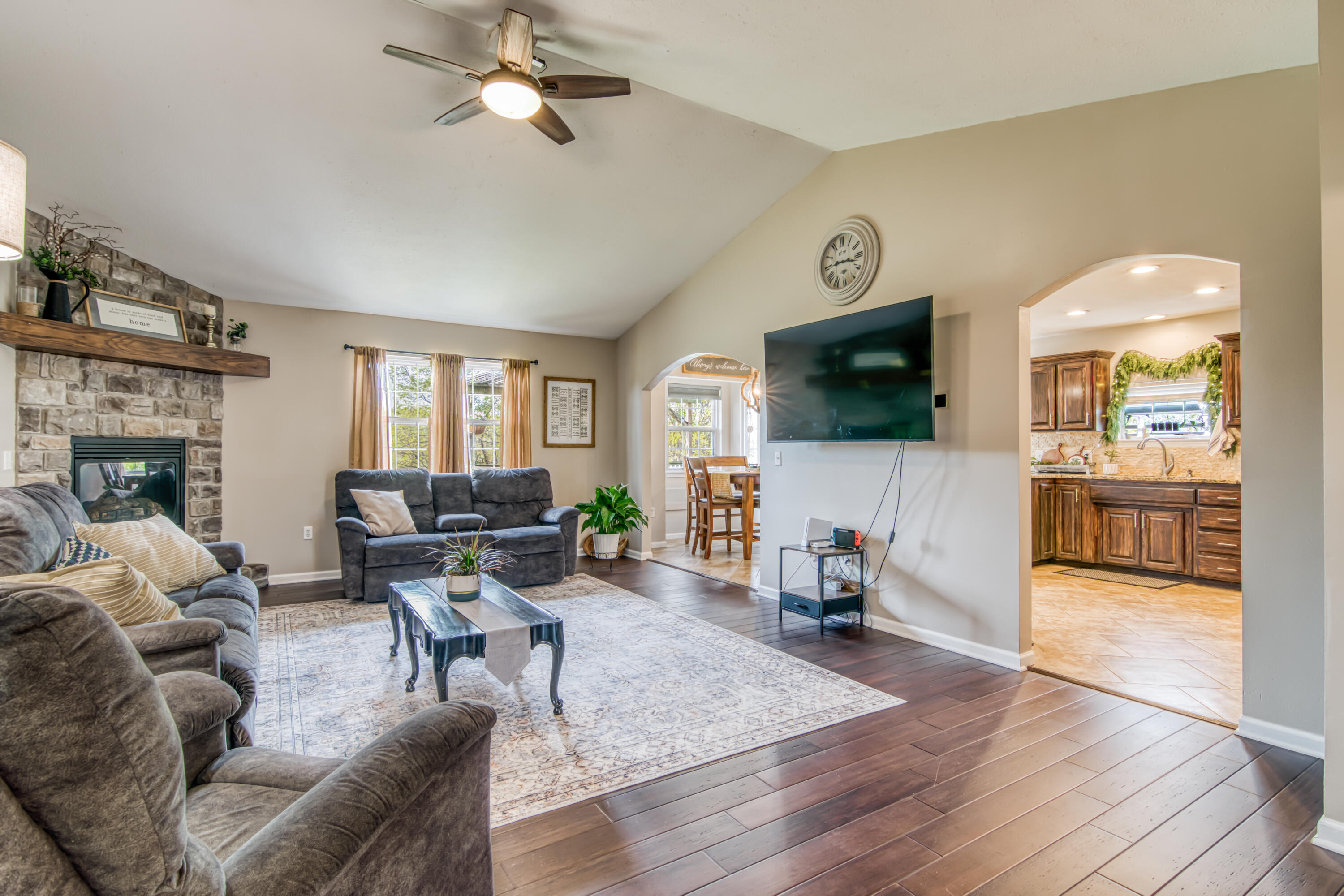 247 Montana Road Property Photo 3