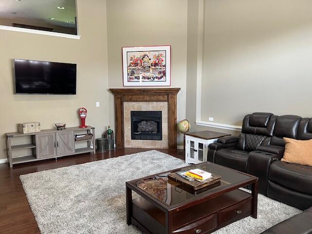 2103 South Gristmill Court Property Photo 7