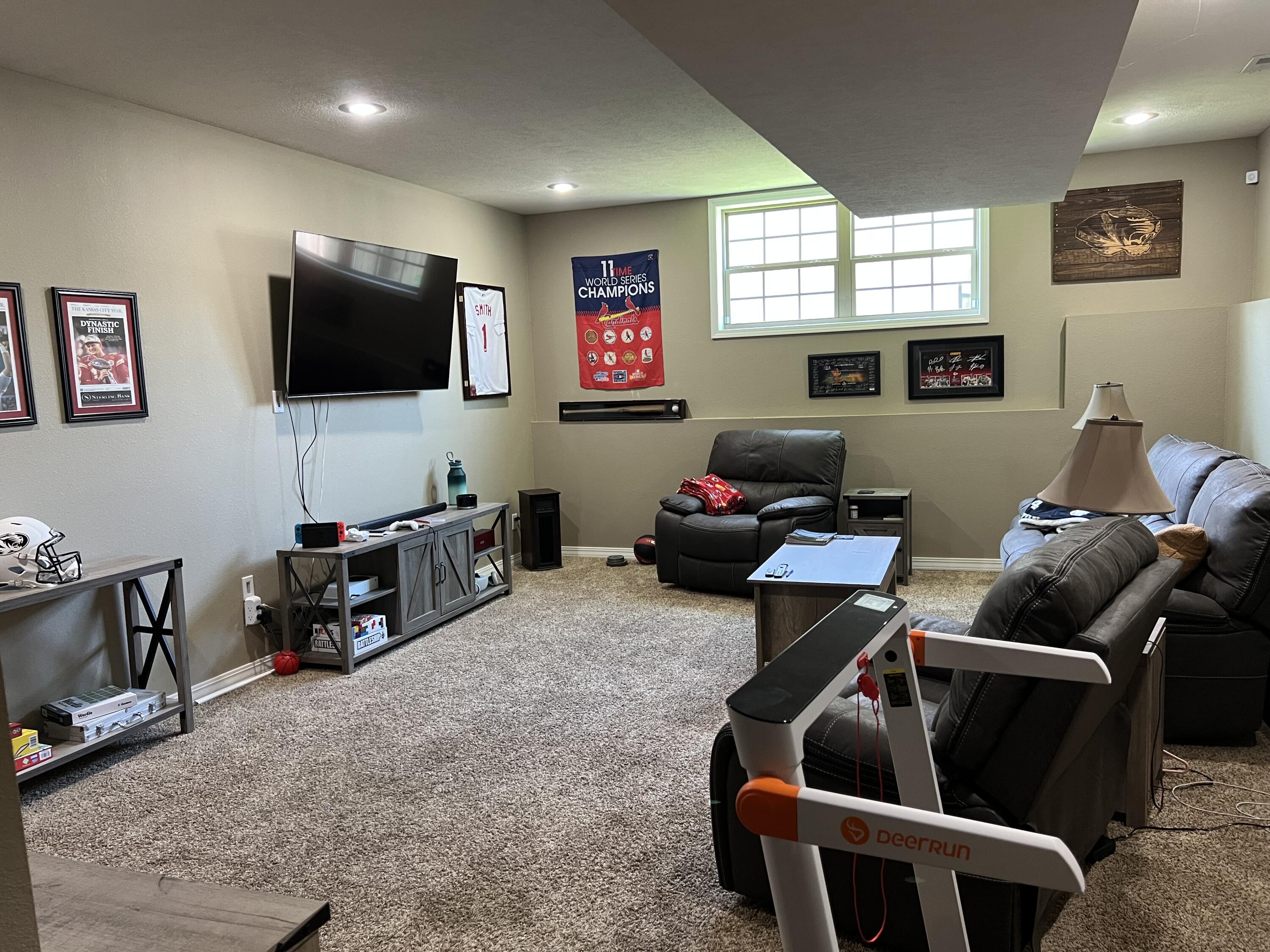 2103 South Gristmill Court Property Photo 15