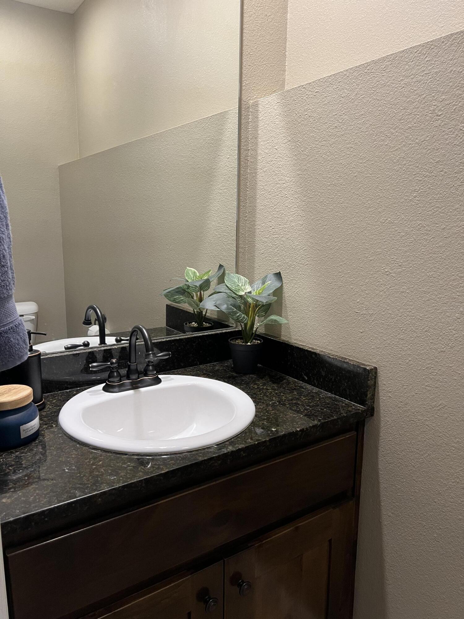 2103 South Gristmill Court Property Photo 17