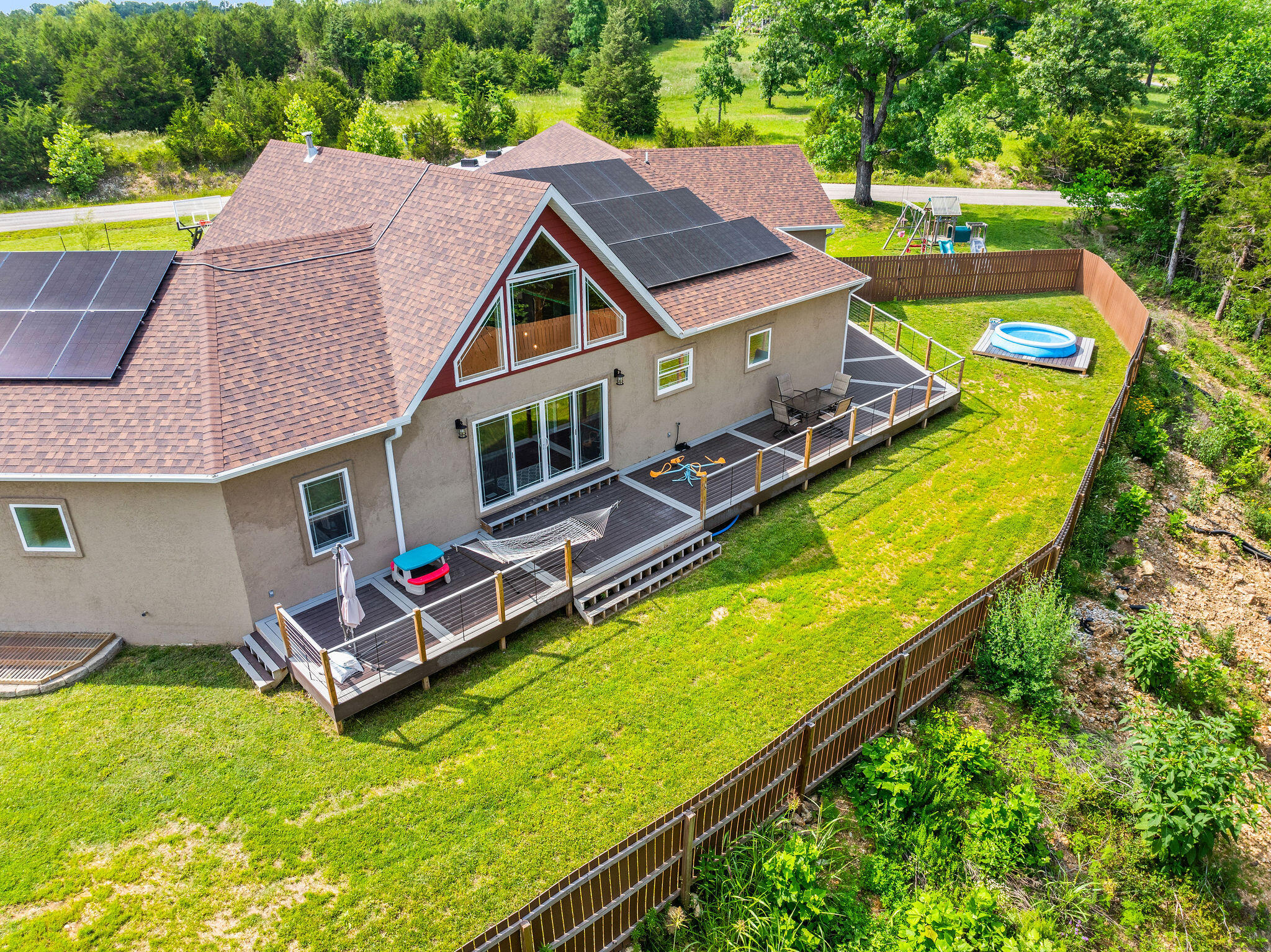770 Mills Hollow Road Property Photo 13