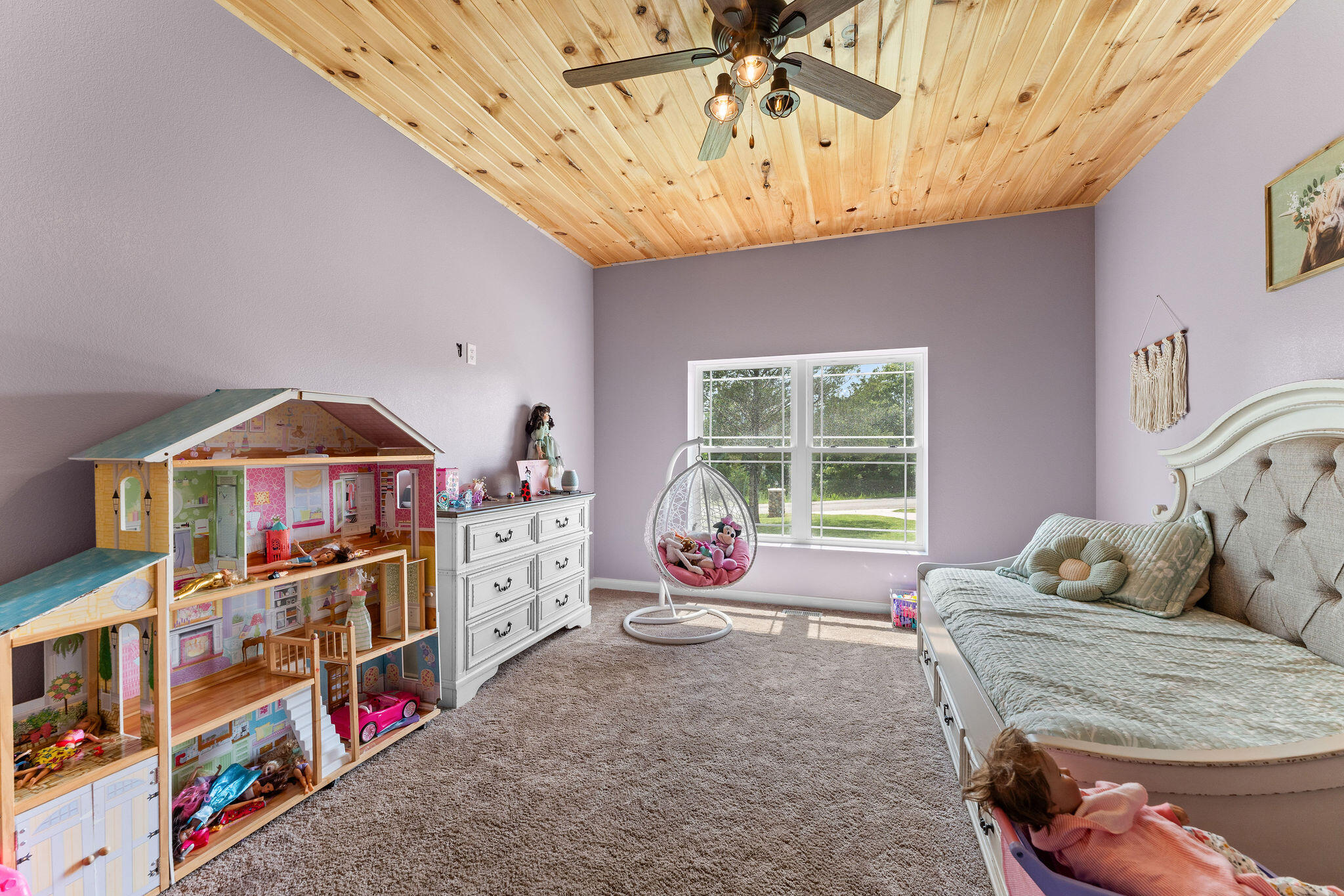 770 Mills Hollow Road Property Photo 19