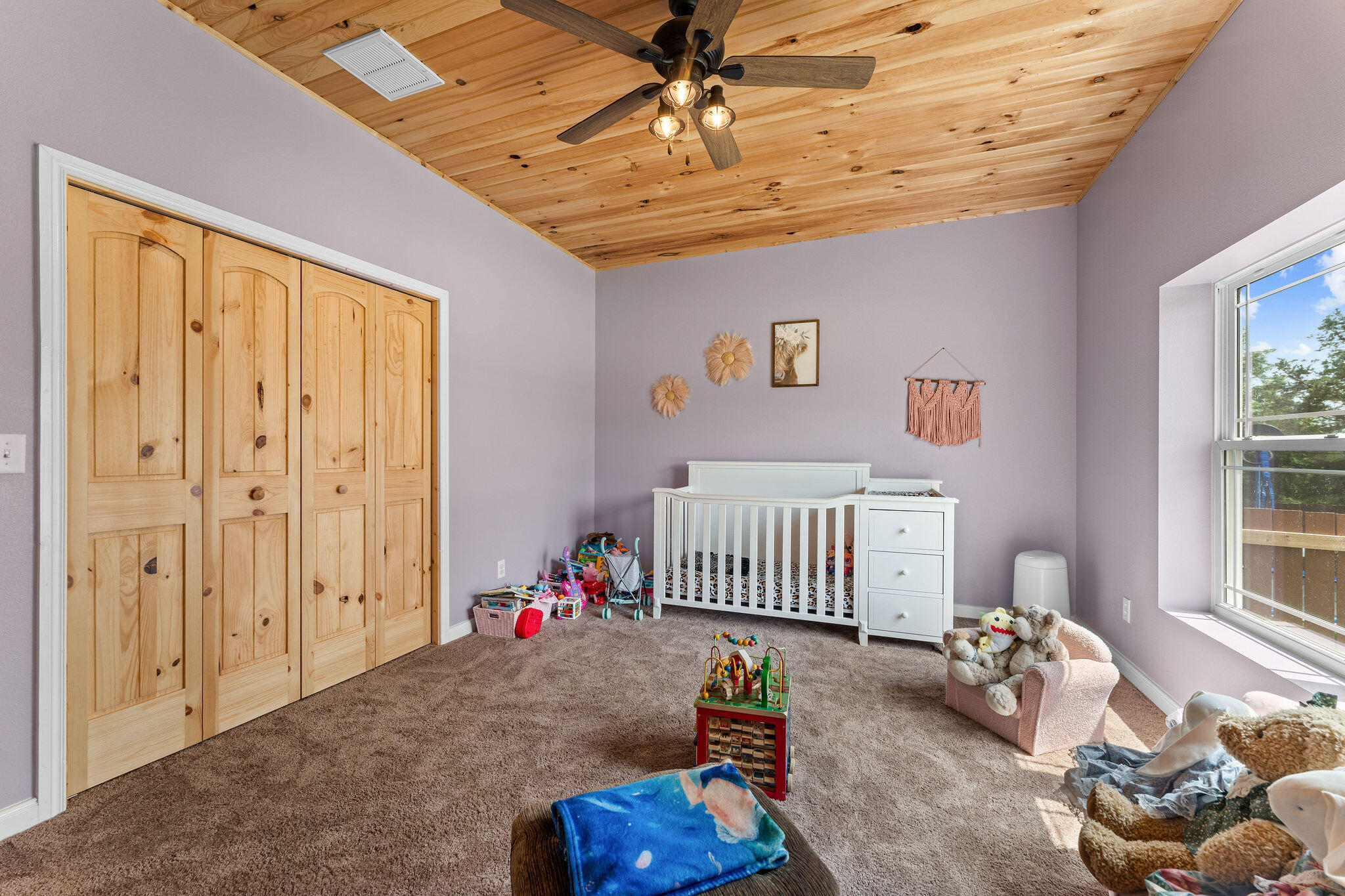 770 Mills Hollow Road Property Photo 21