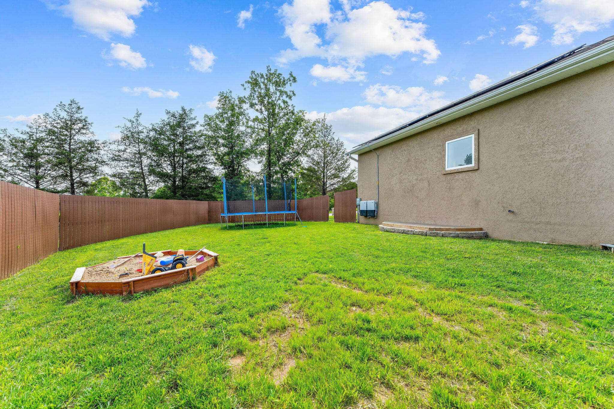 770 Mills Hollow Road Property Photo 60