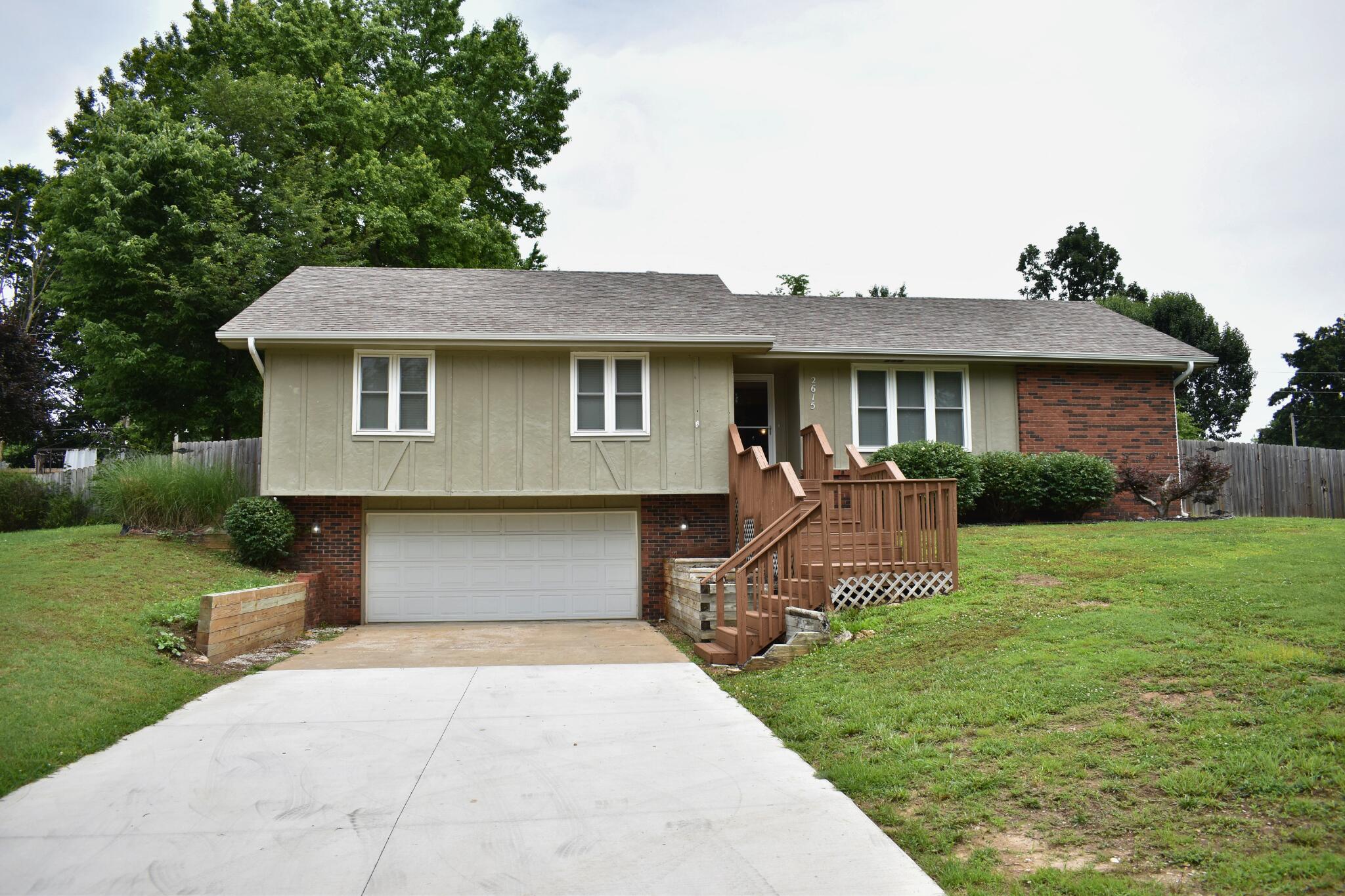 2615 West Sexton Drive Property Photo 1