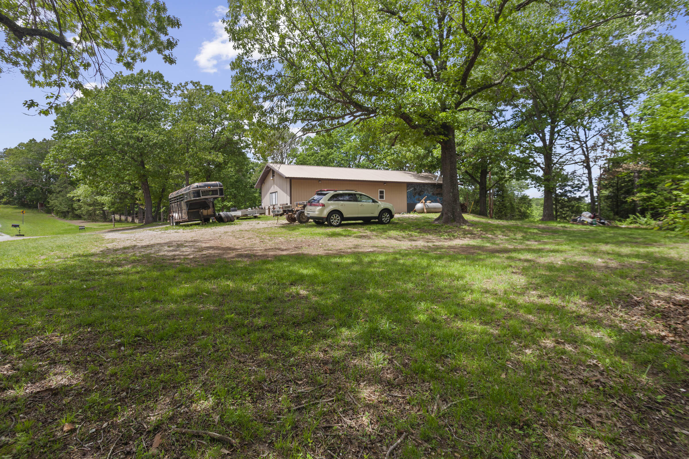 911 Highway 86 Property Photo 42
