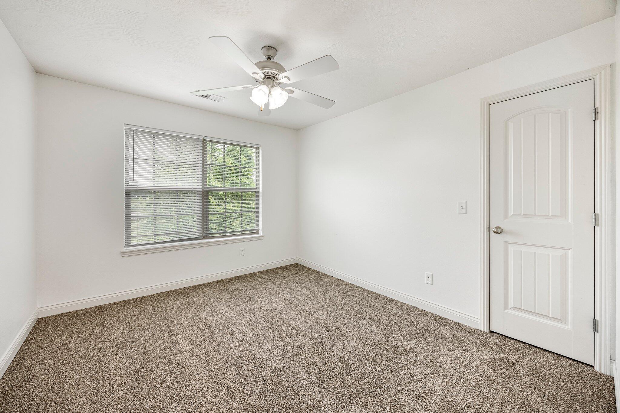1385 North Vintage Avenue Property Photo 22