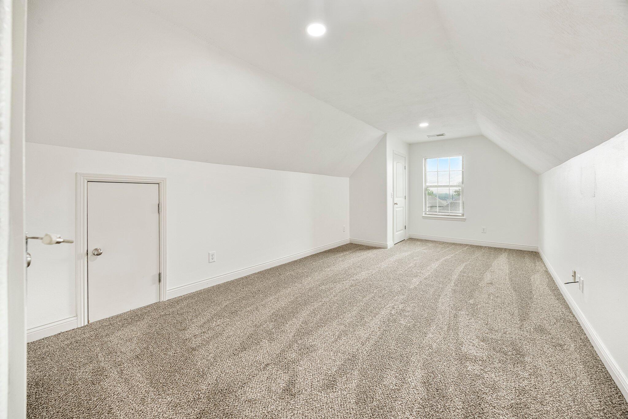 1385 North Vintage Avenue Property Photo 25