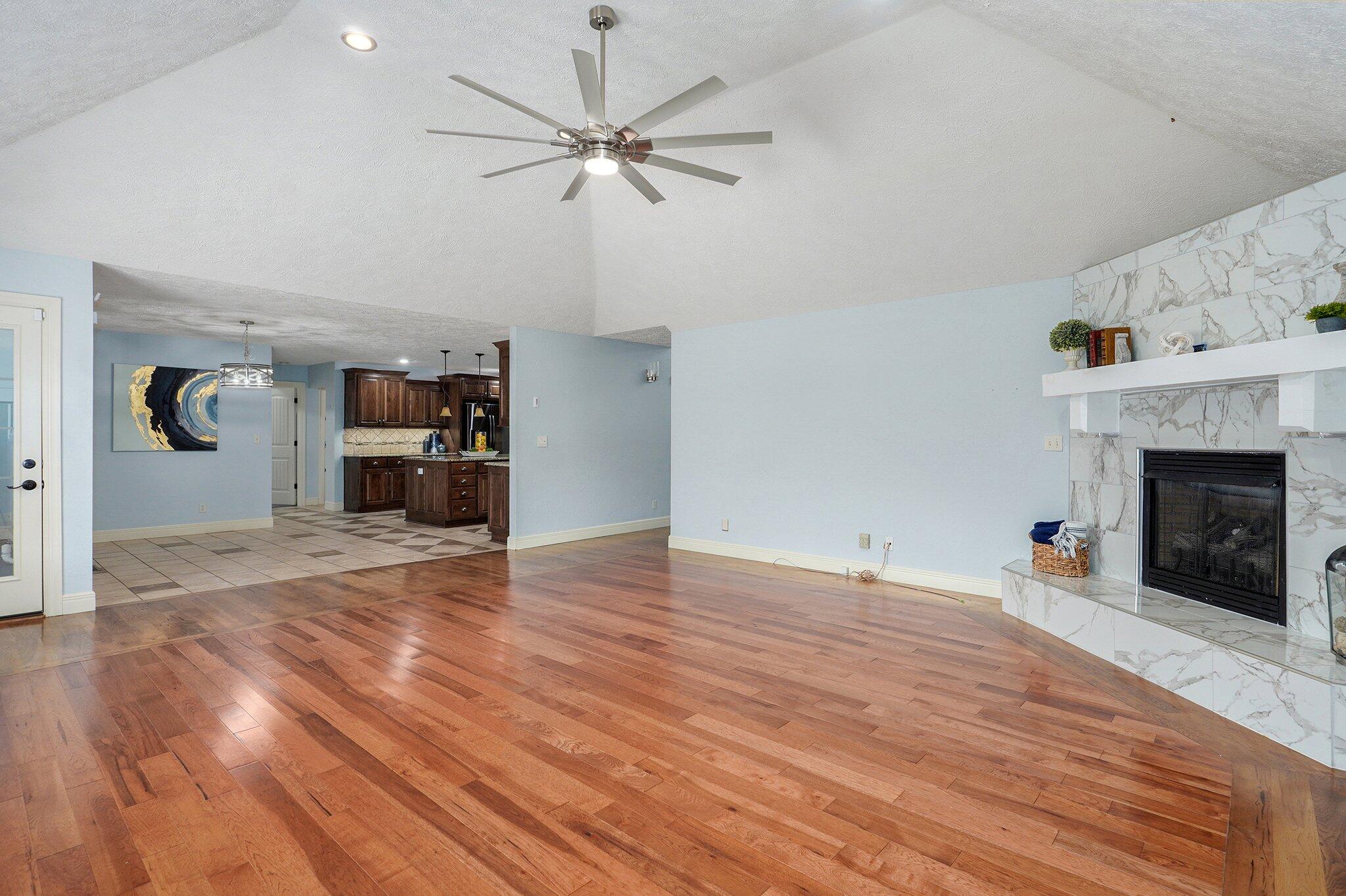 3245 West Brett Drive Property Photo 8