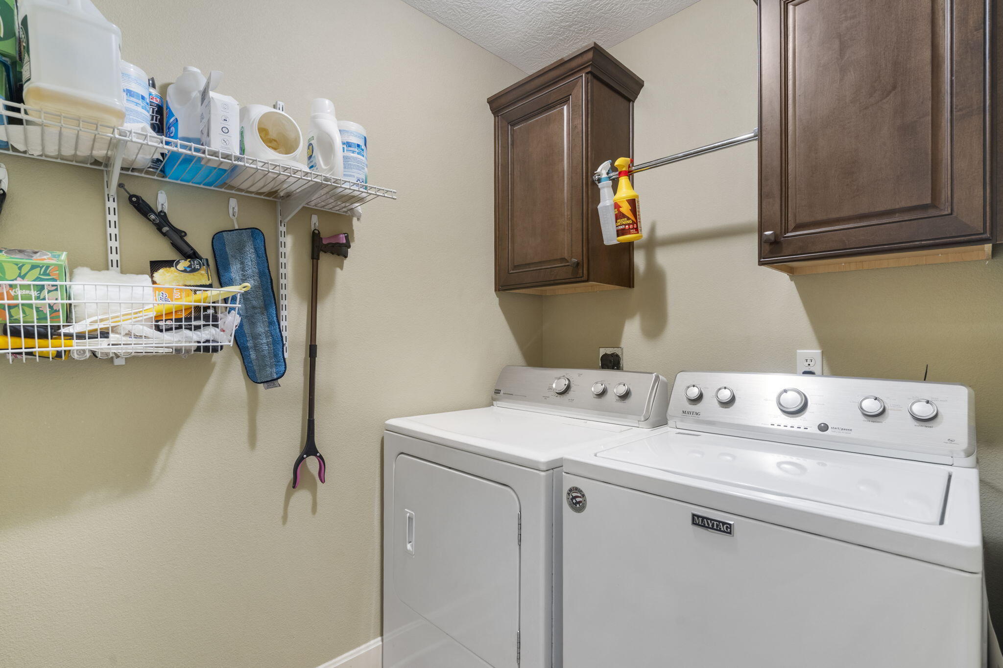 715 Oak Terrace Drive Property Photo 11