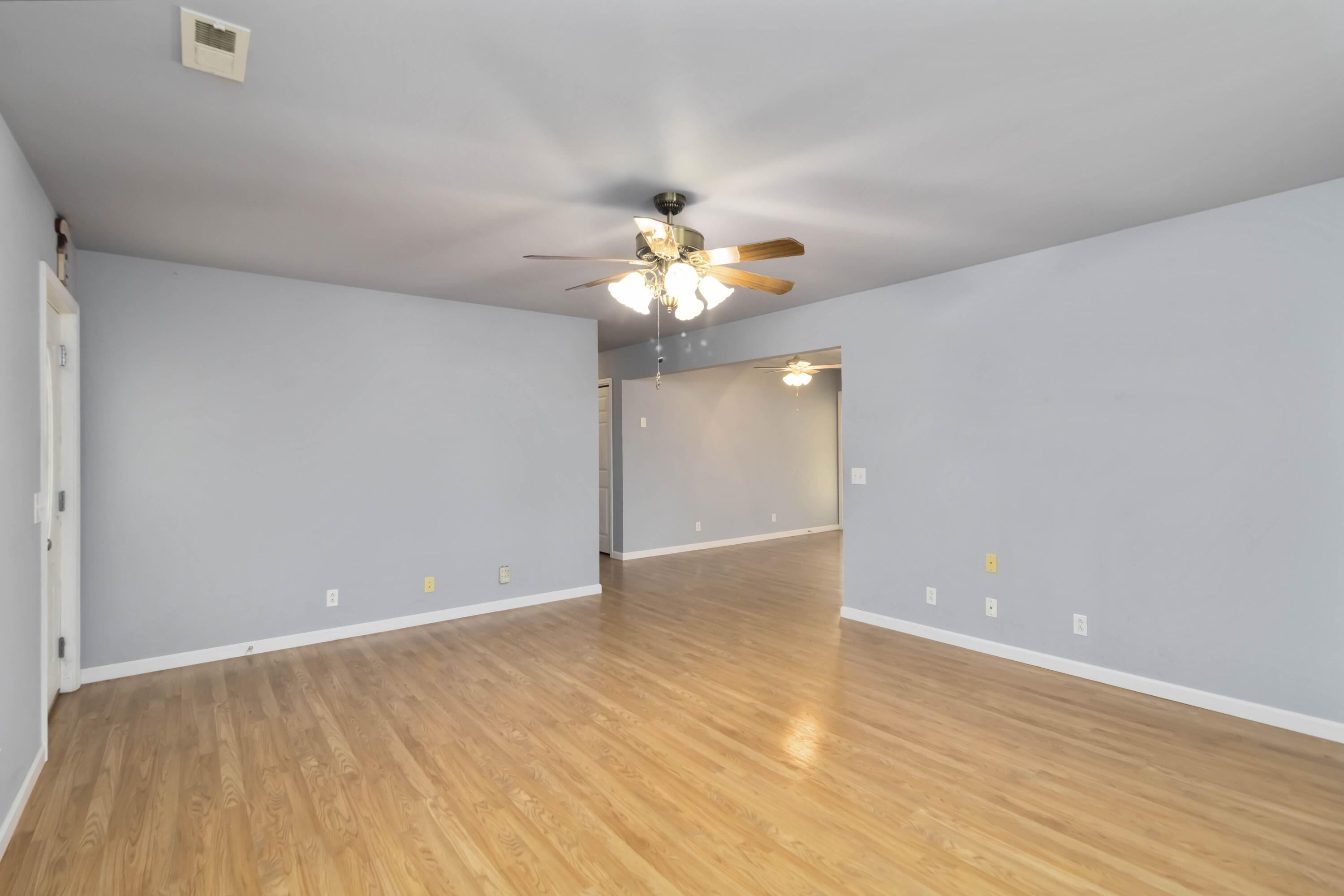 6193 Hunters Glen Road Property Photo 12