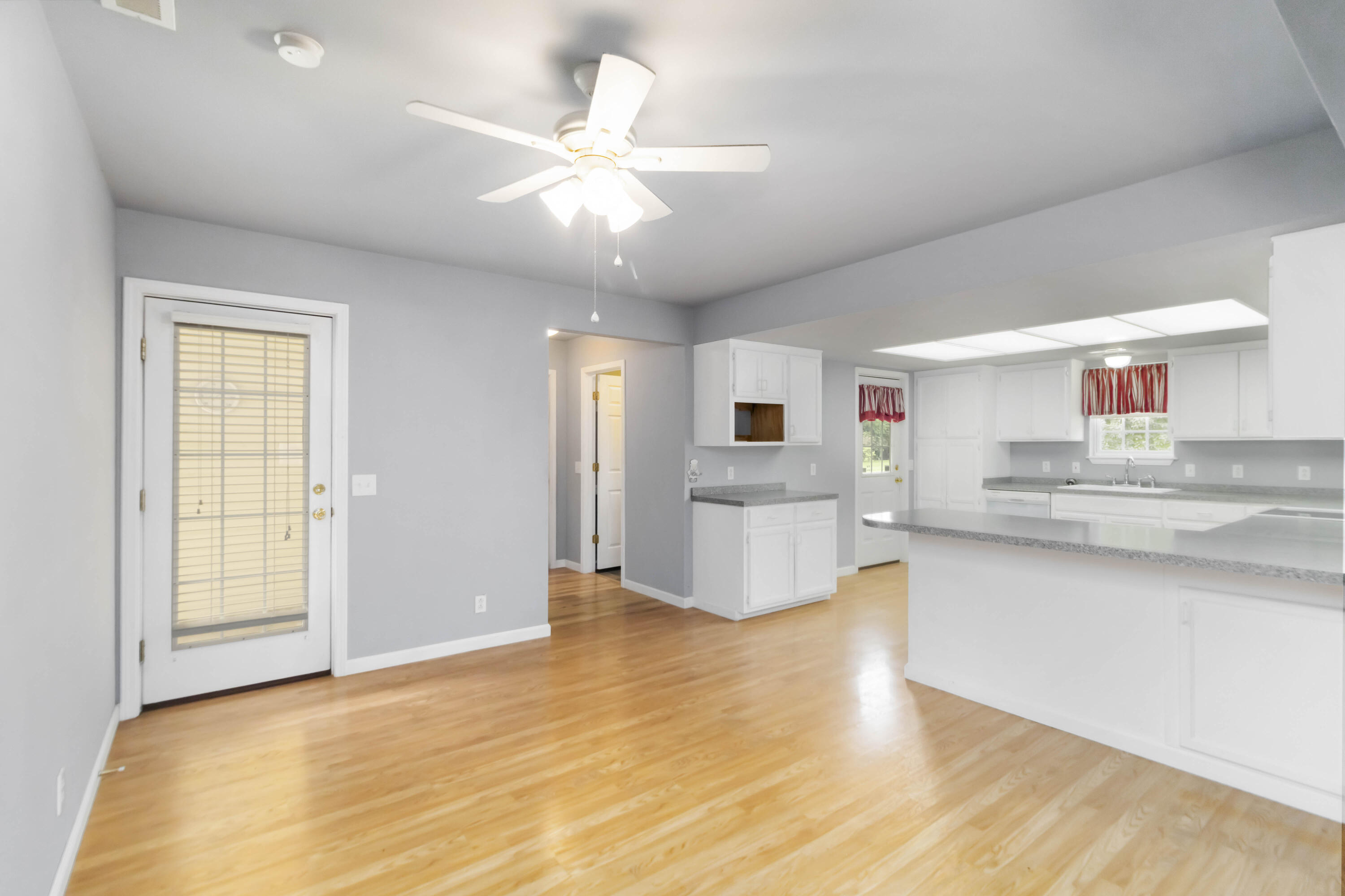 6193 Hunters Glen Road Property Photo 14