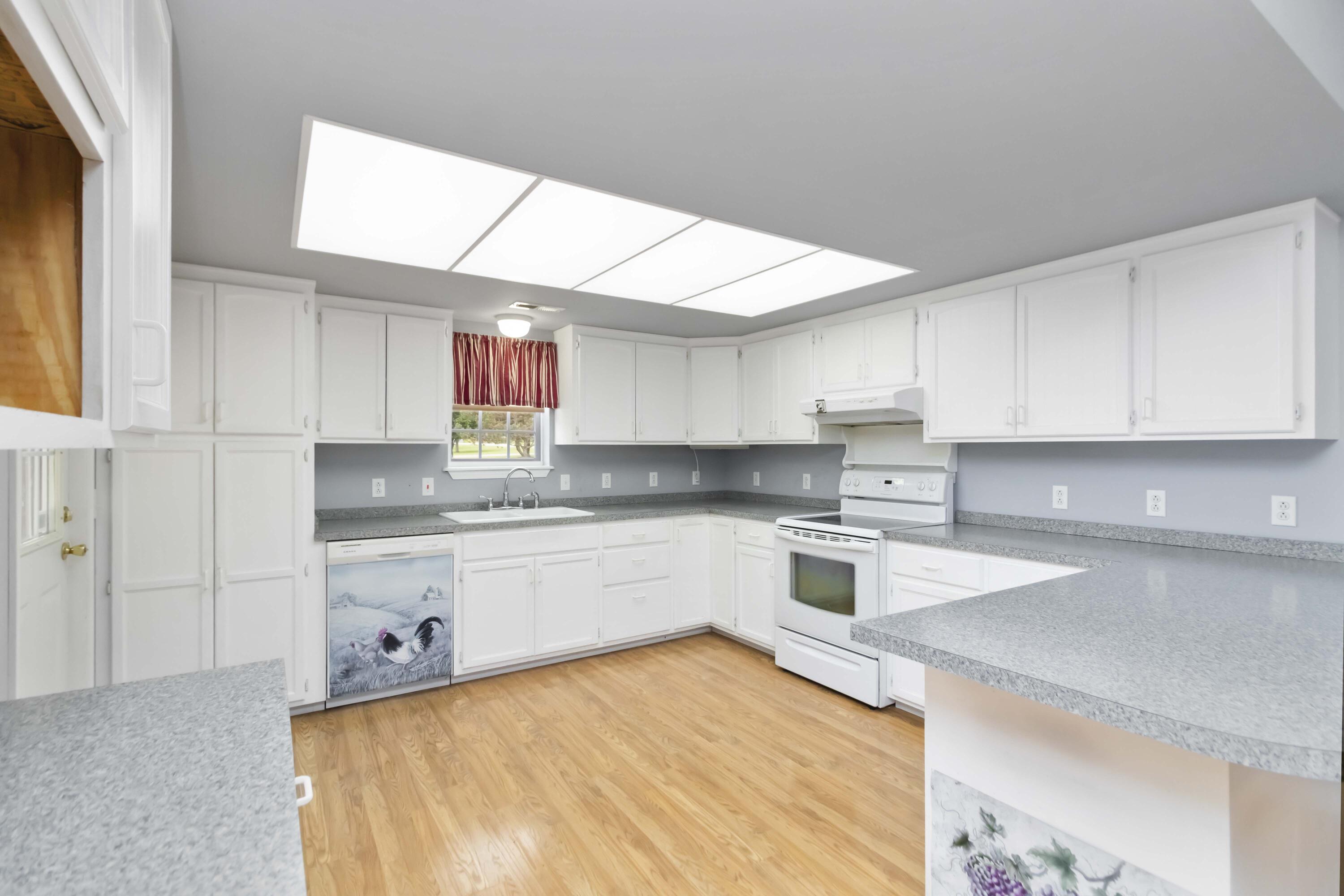 6193 Hunters Glen Road Property Photo 17