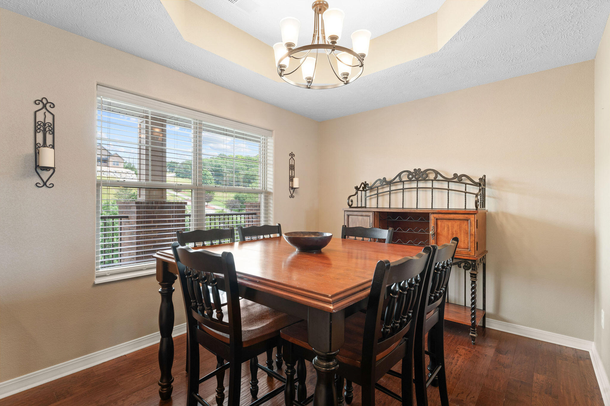 200 Majestic Drive Property Photo 8