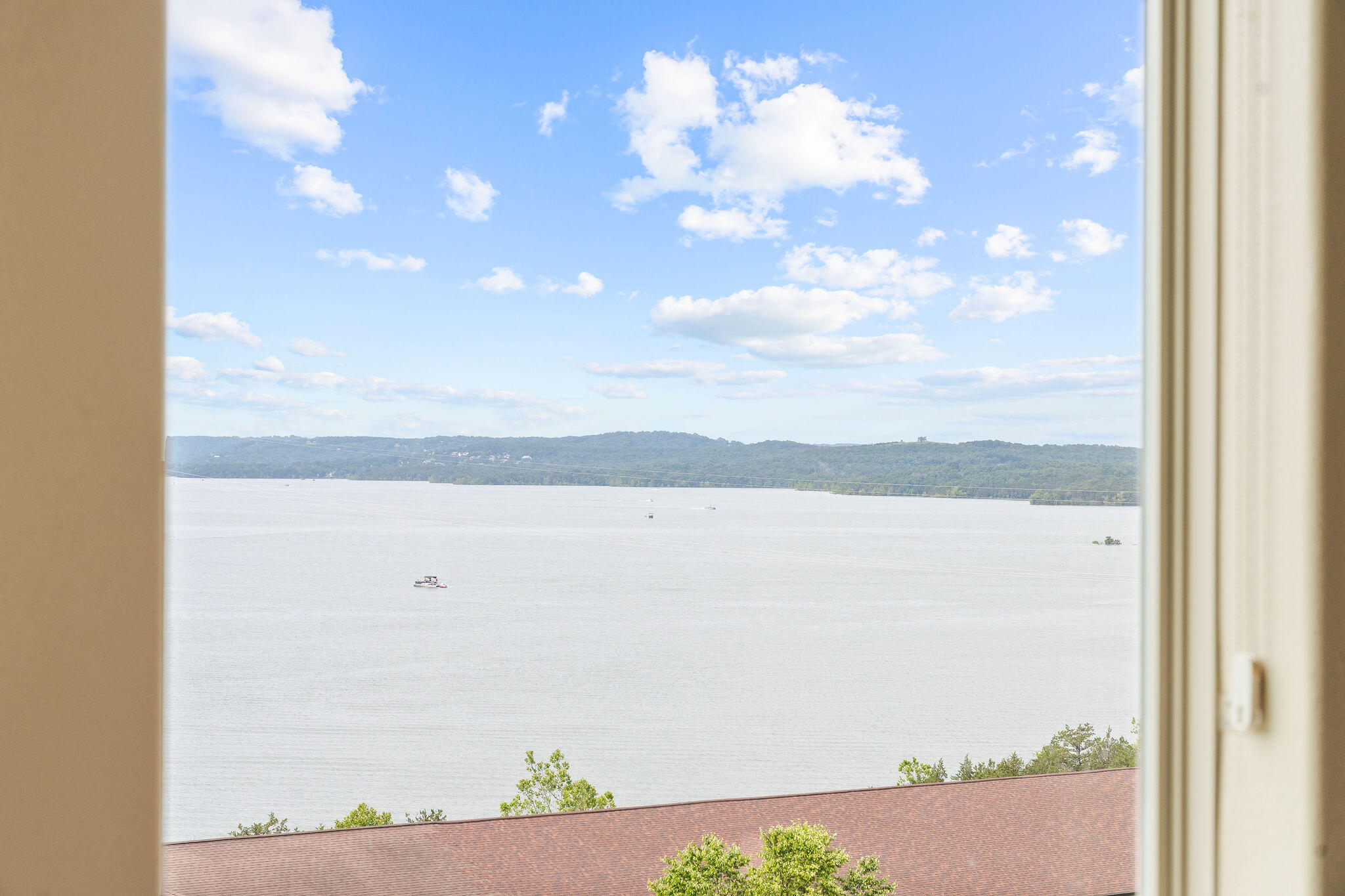 200 Majestic Drive Property Photo 13