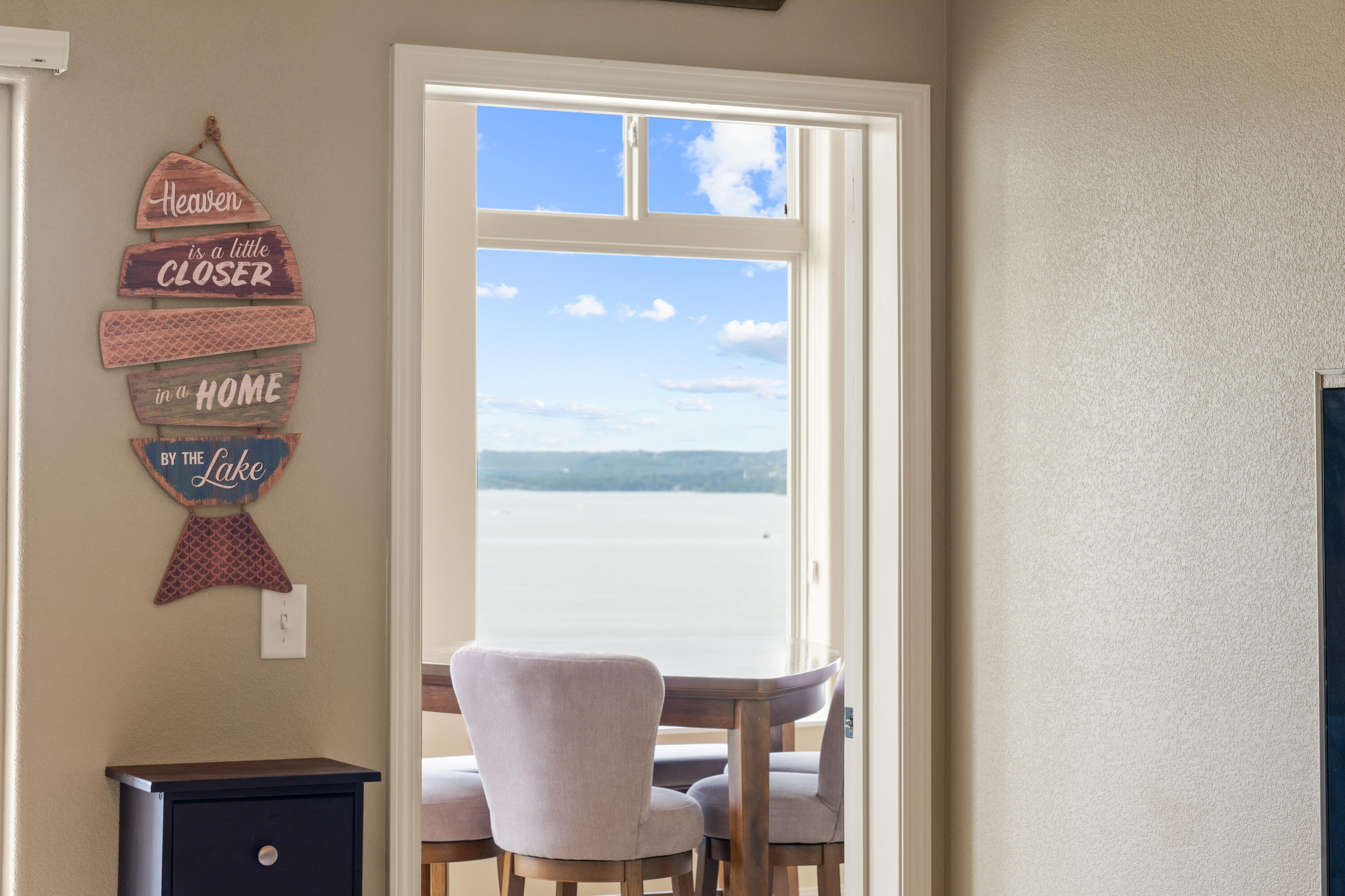 200 Majestic Drive Property Photo 14