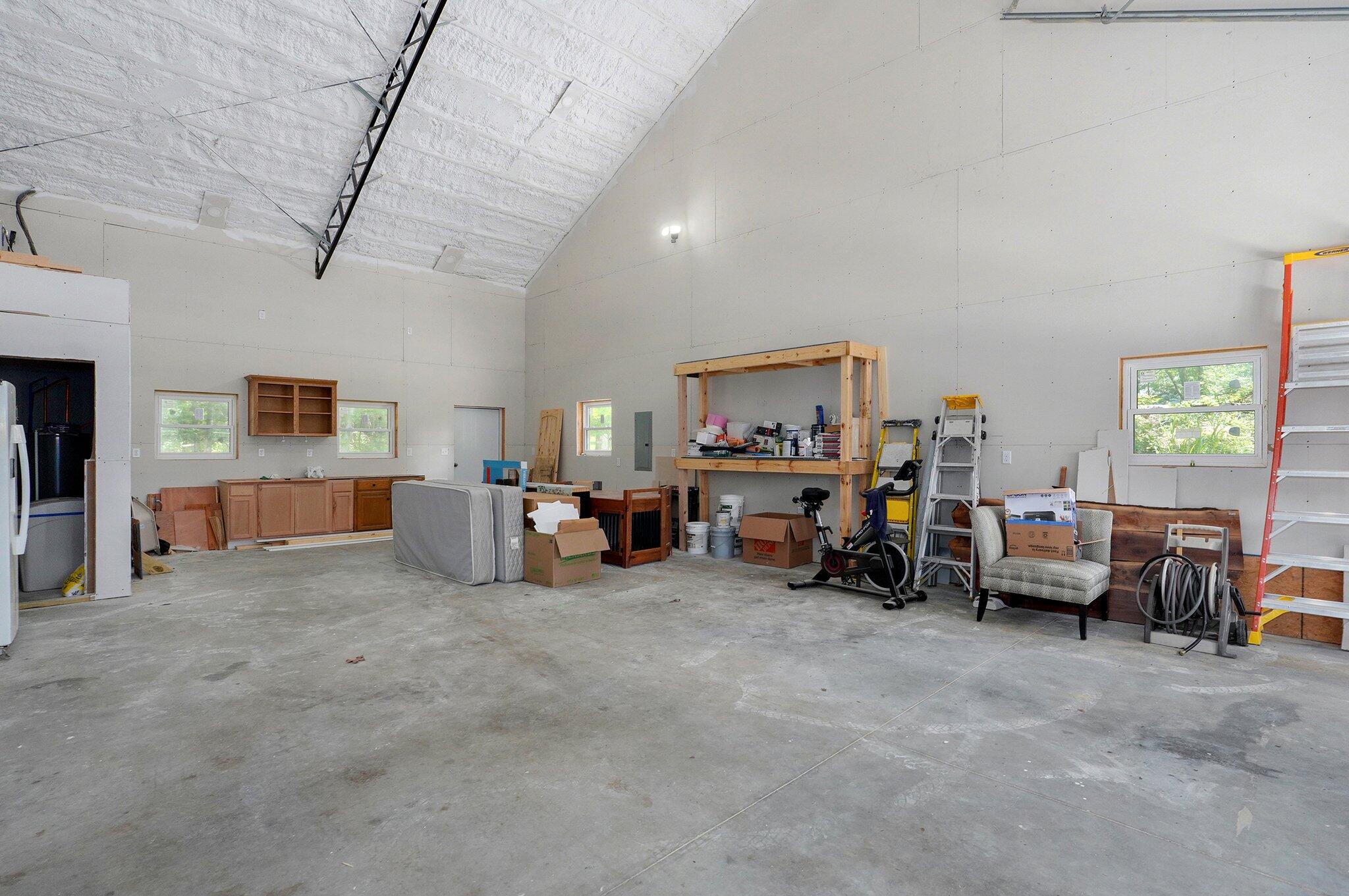 10357 North Farm Road 247 Property Photo 27