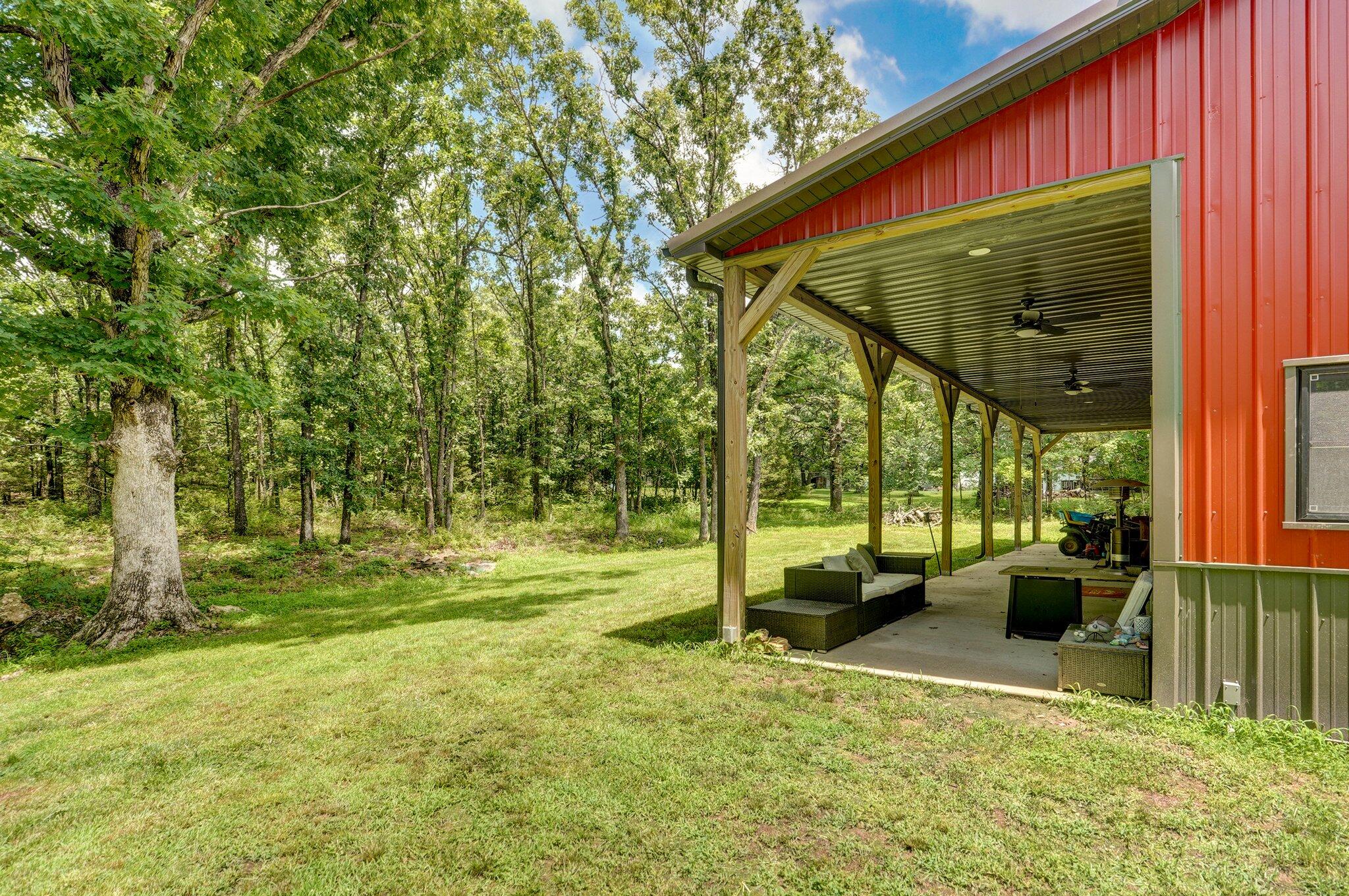 10357 North Farm Road 247 Property Photo 35