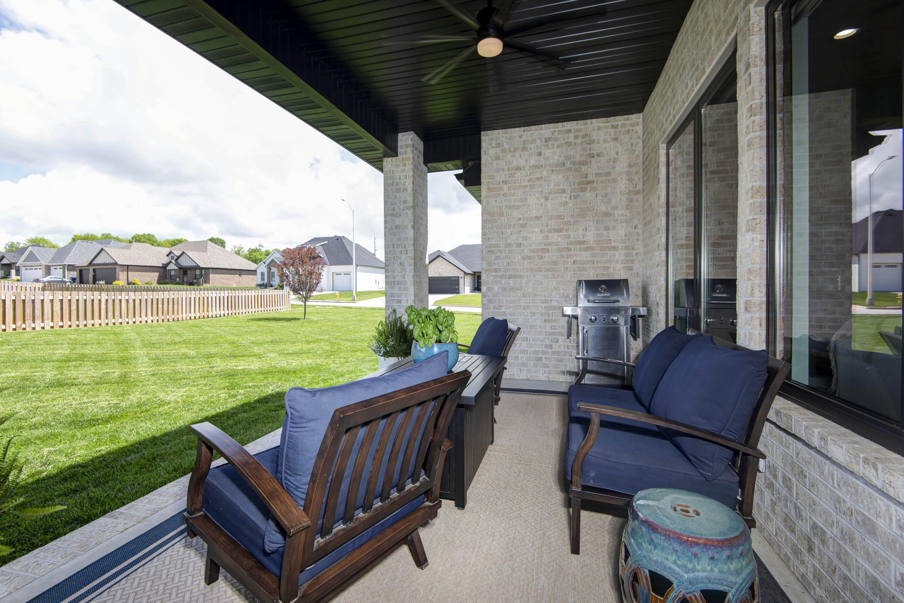 1510 North Lake Edge Drive Property Photo 31